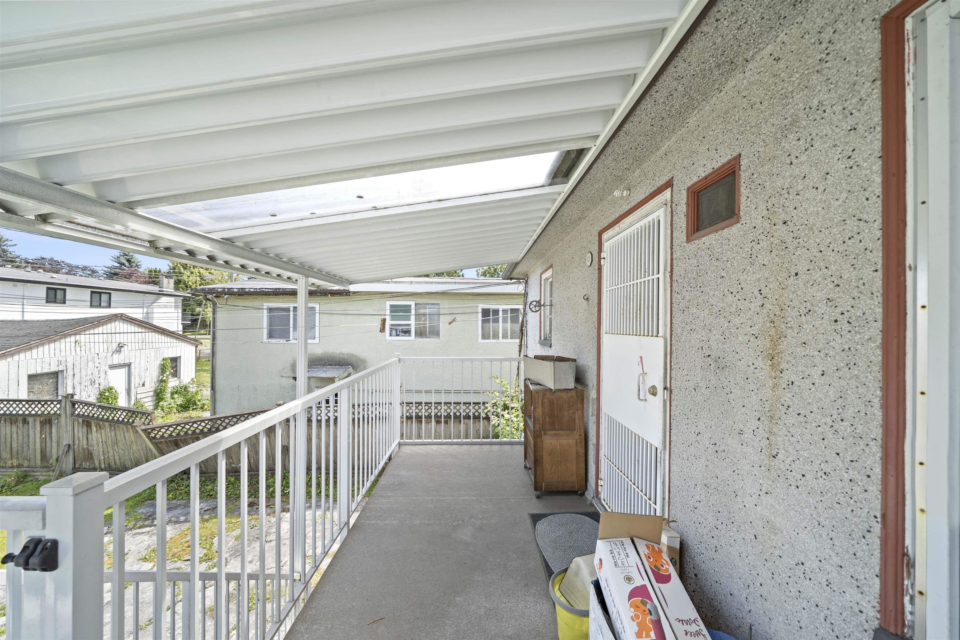 942 NANAIMO STREET