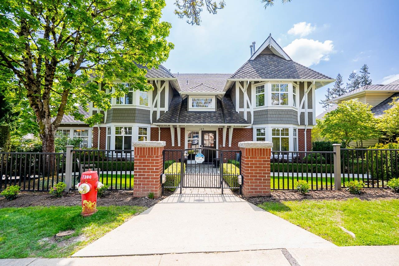 3 15425 ROSEMARY HEIGHTS CRESCENT