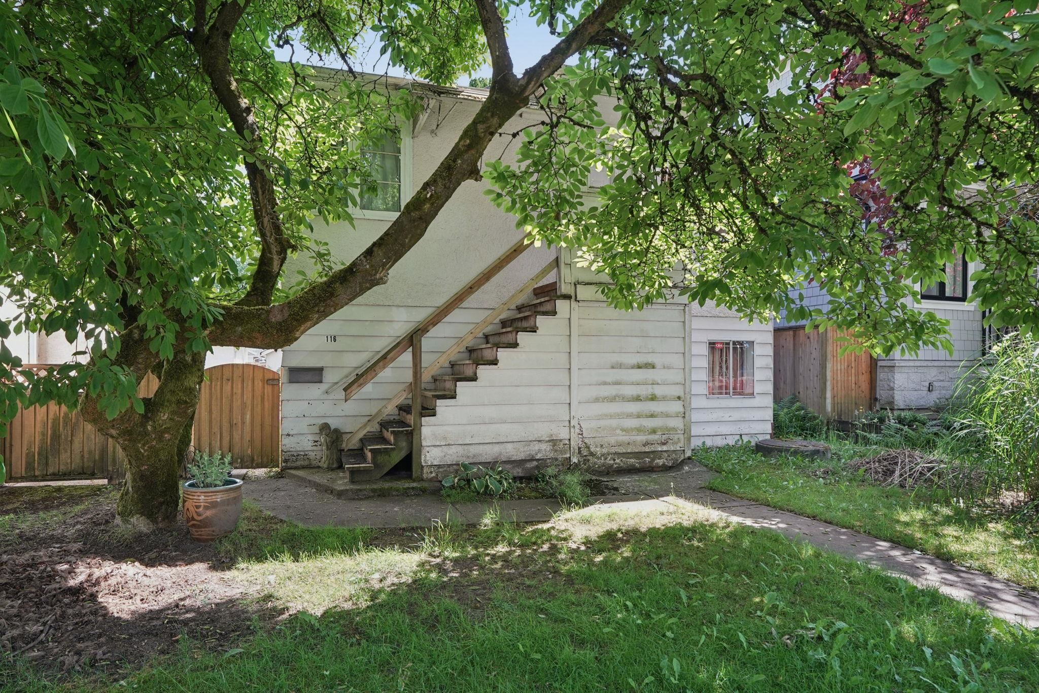 116 E 37TH AVENUE