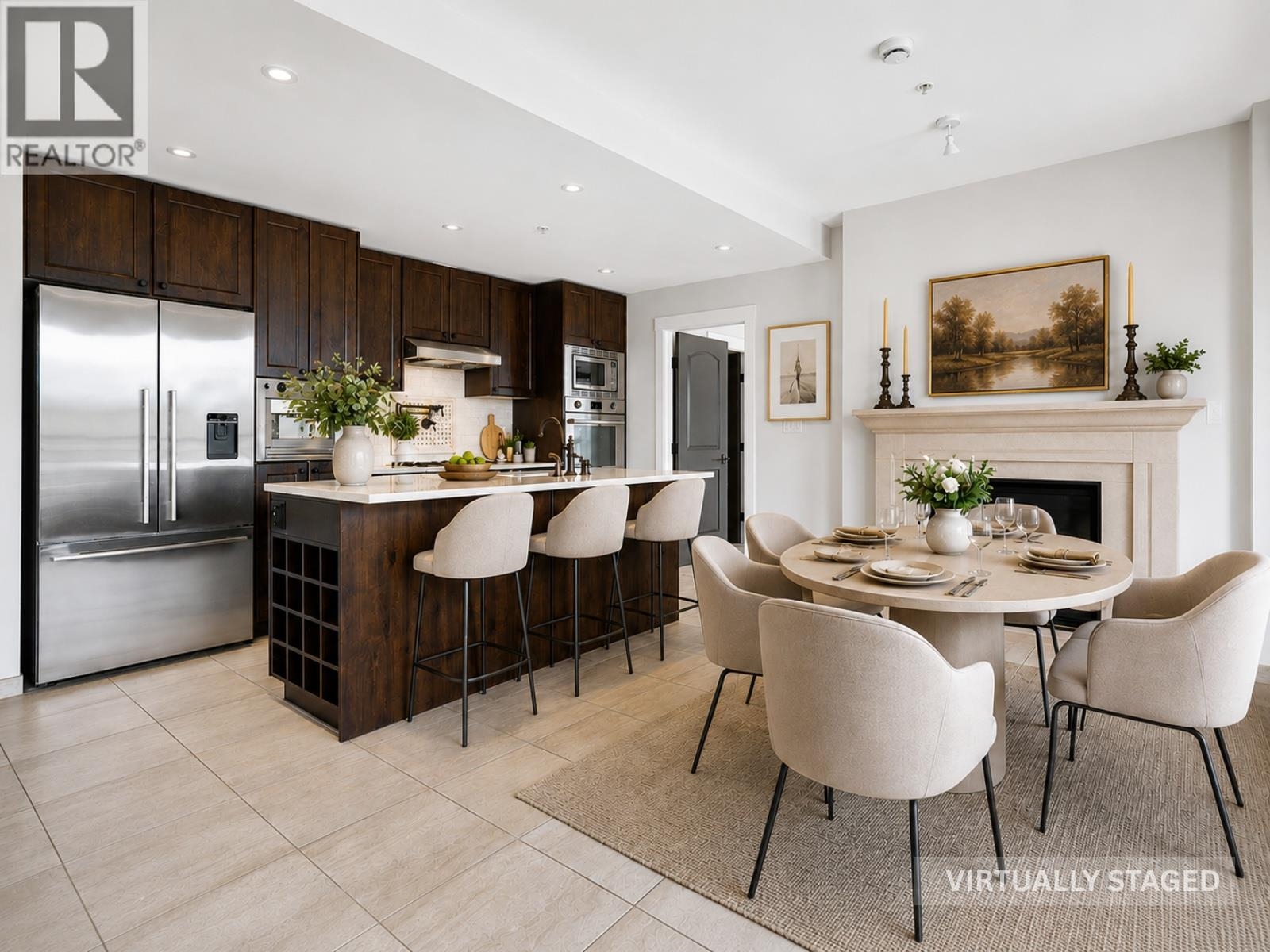 301 4721 HASTINGS STREET