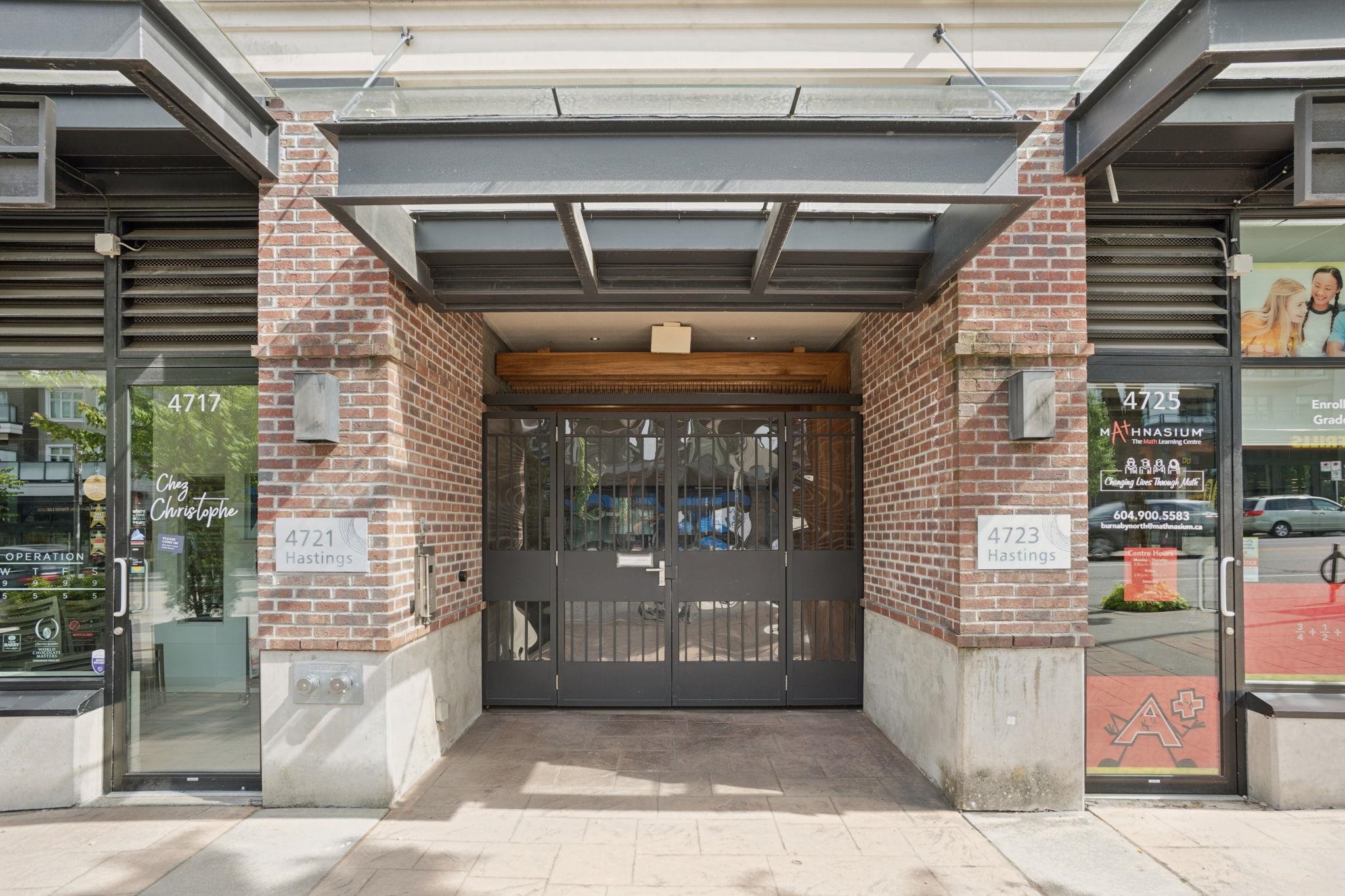301 4721 HASTINGS STREET
