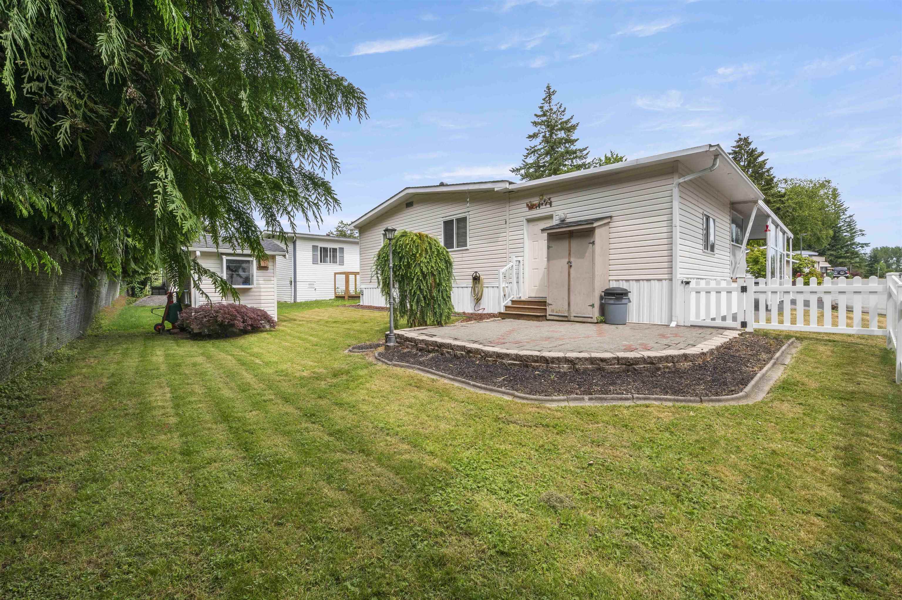 96 24330 FRASER HIGHWAY