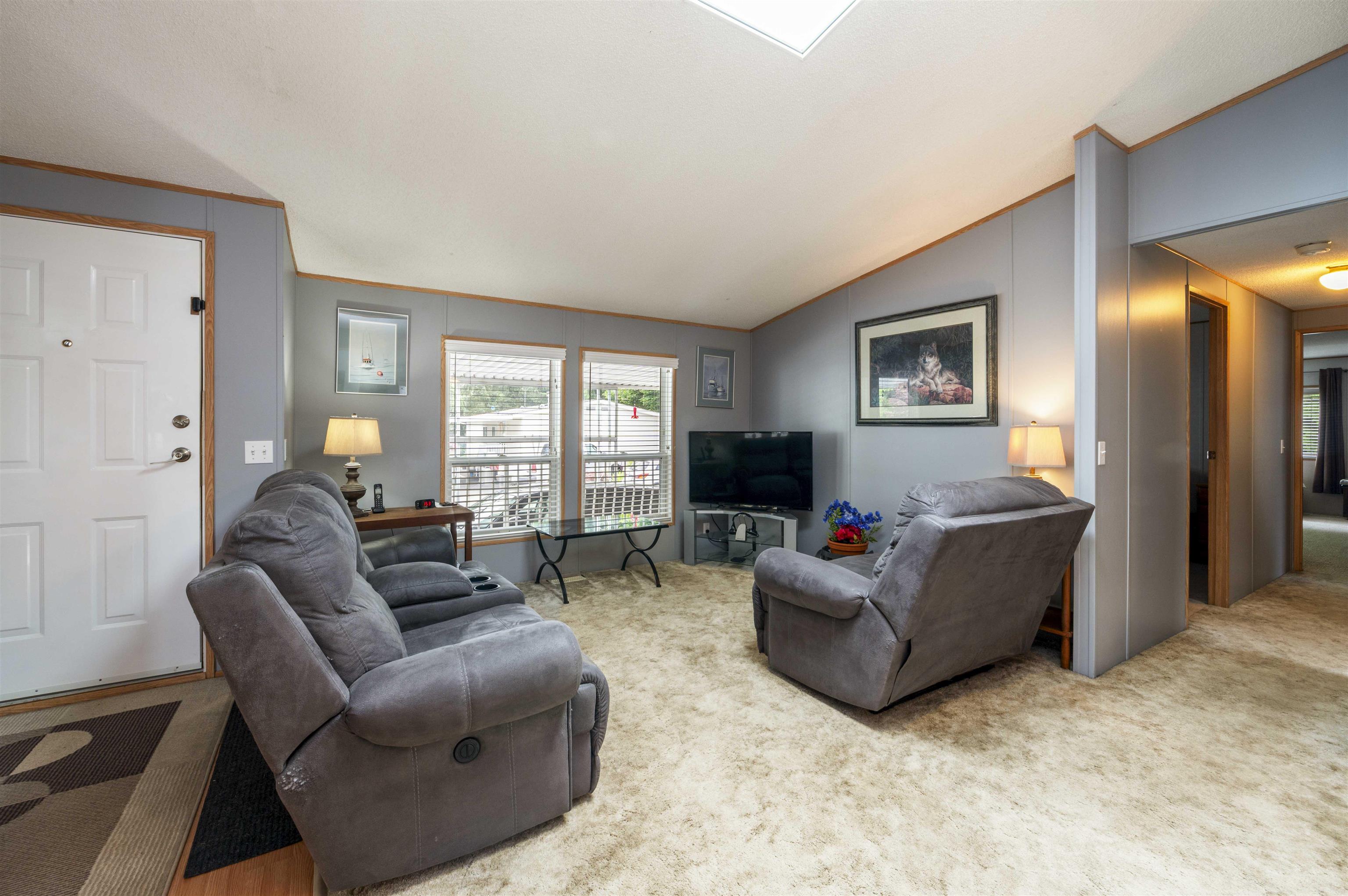96 24330 FRASER HIGHWAY