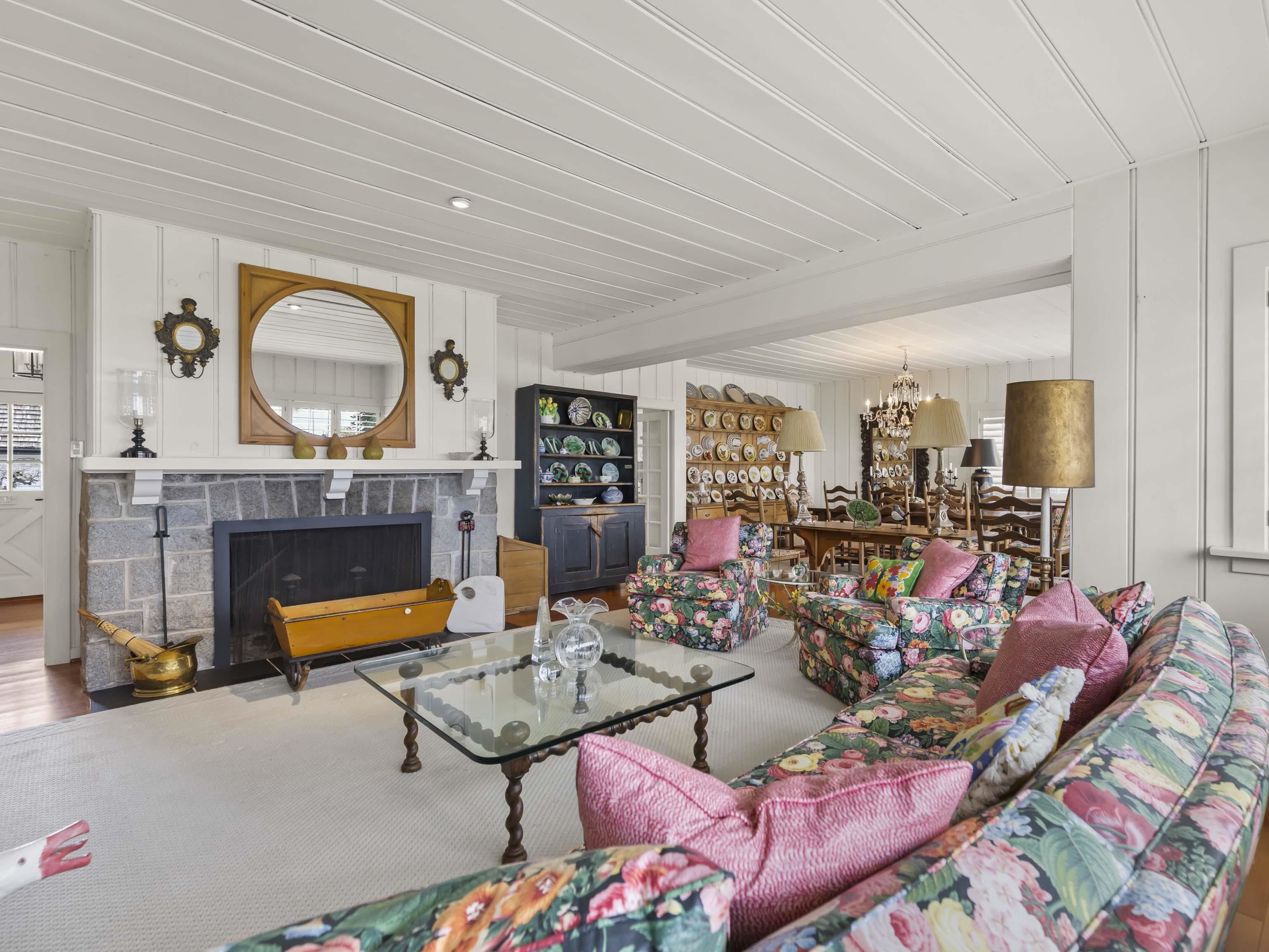 3002 O'HARA LANE