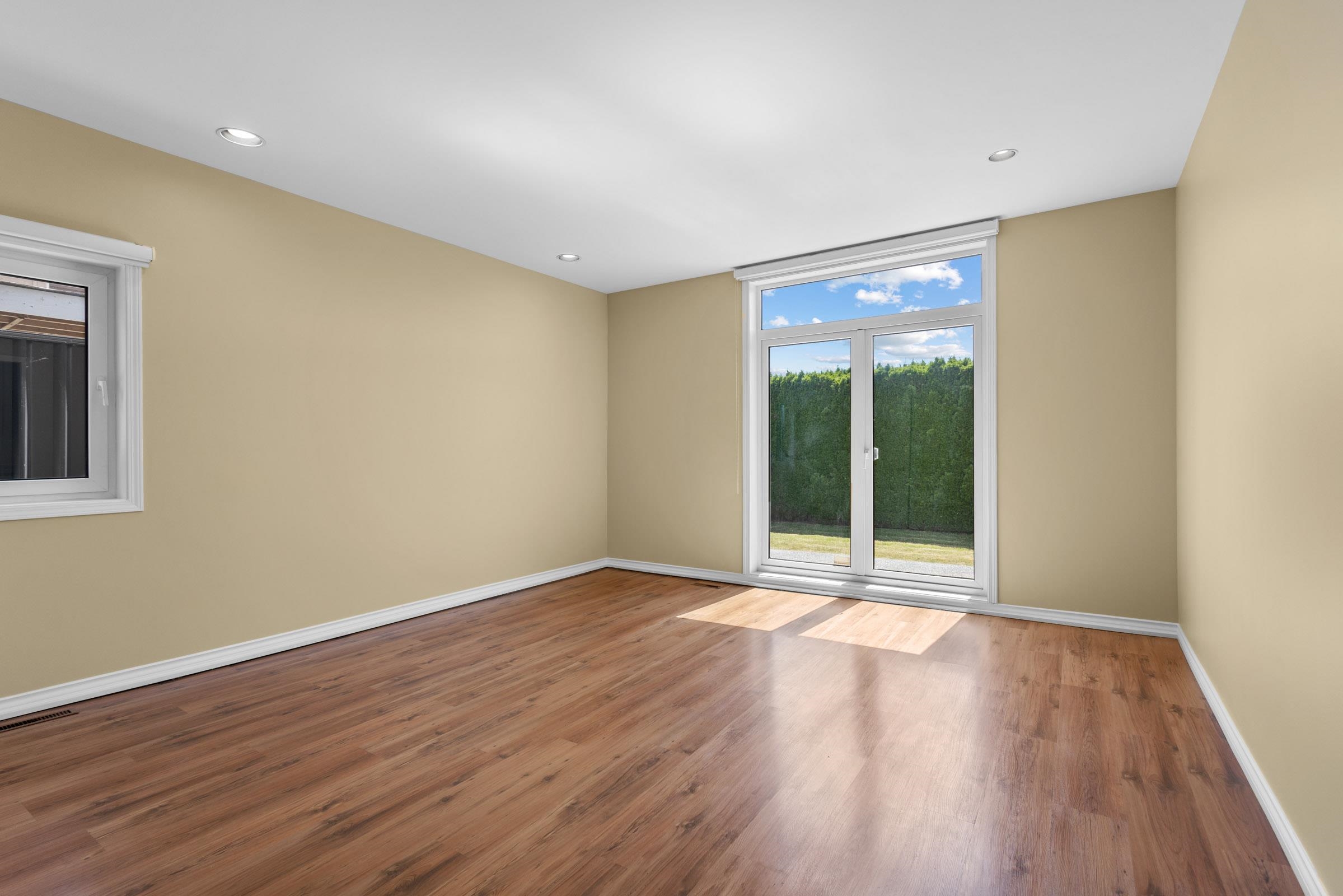2249 SICAMOUS AVENUE