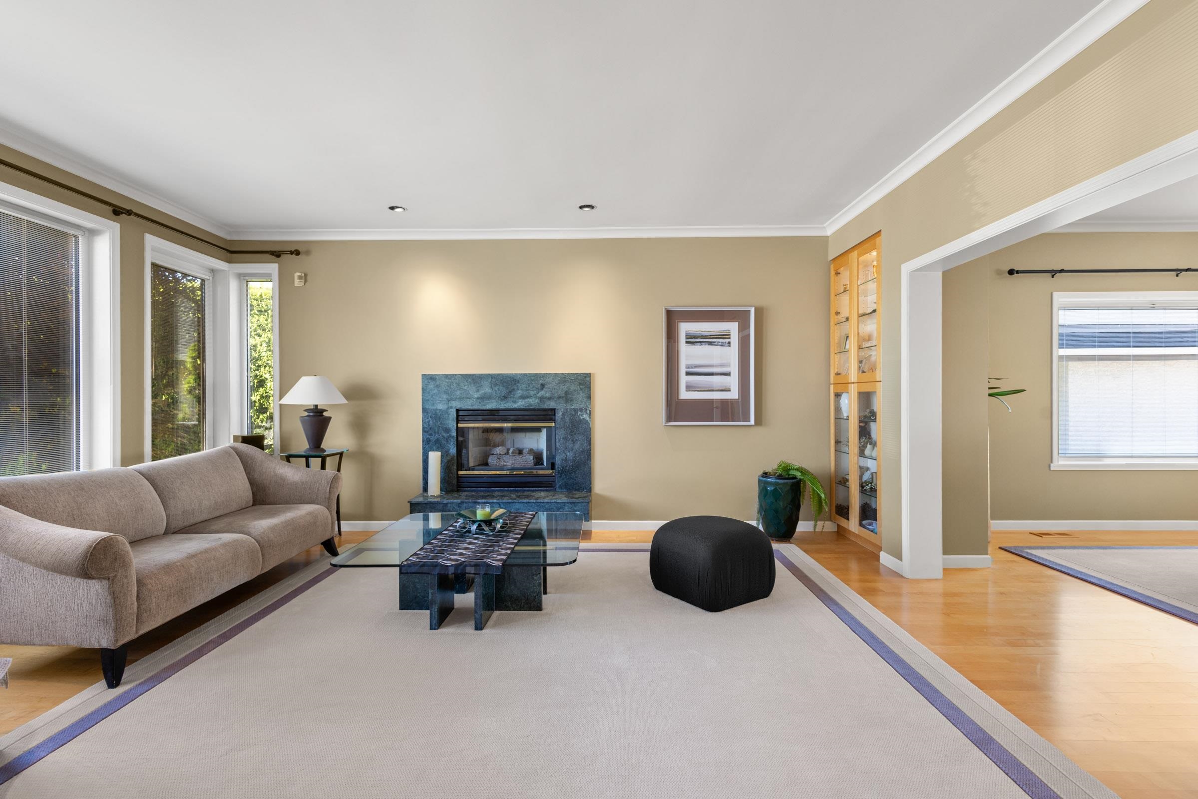 2249 SICAMOUS AVENUE