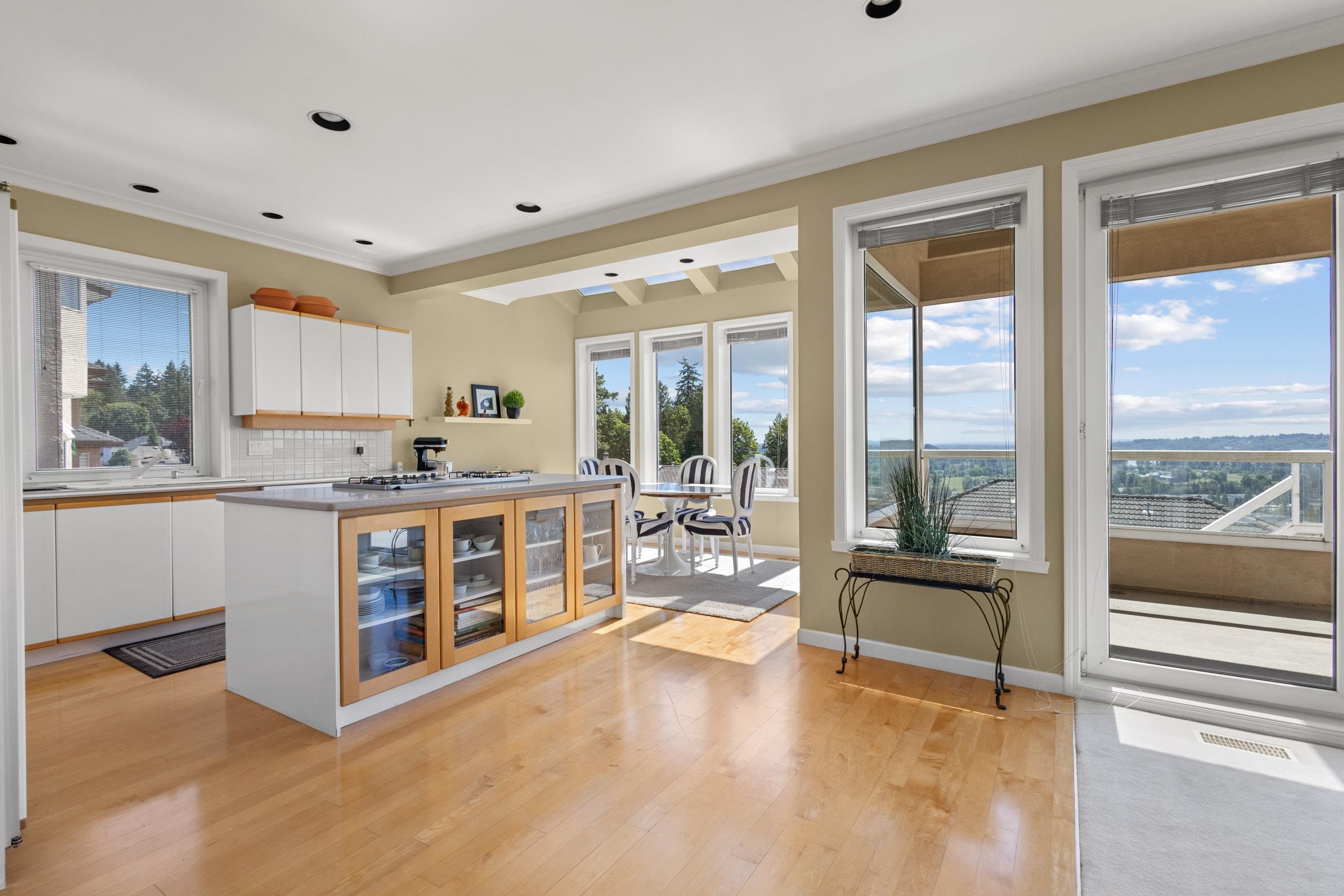2249 SICAMOUS AVENUE