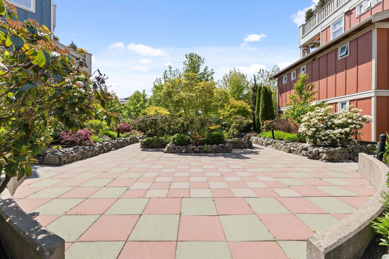 302- 15392 16A AVENUE