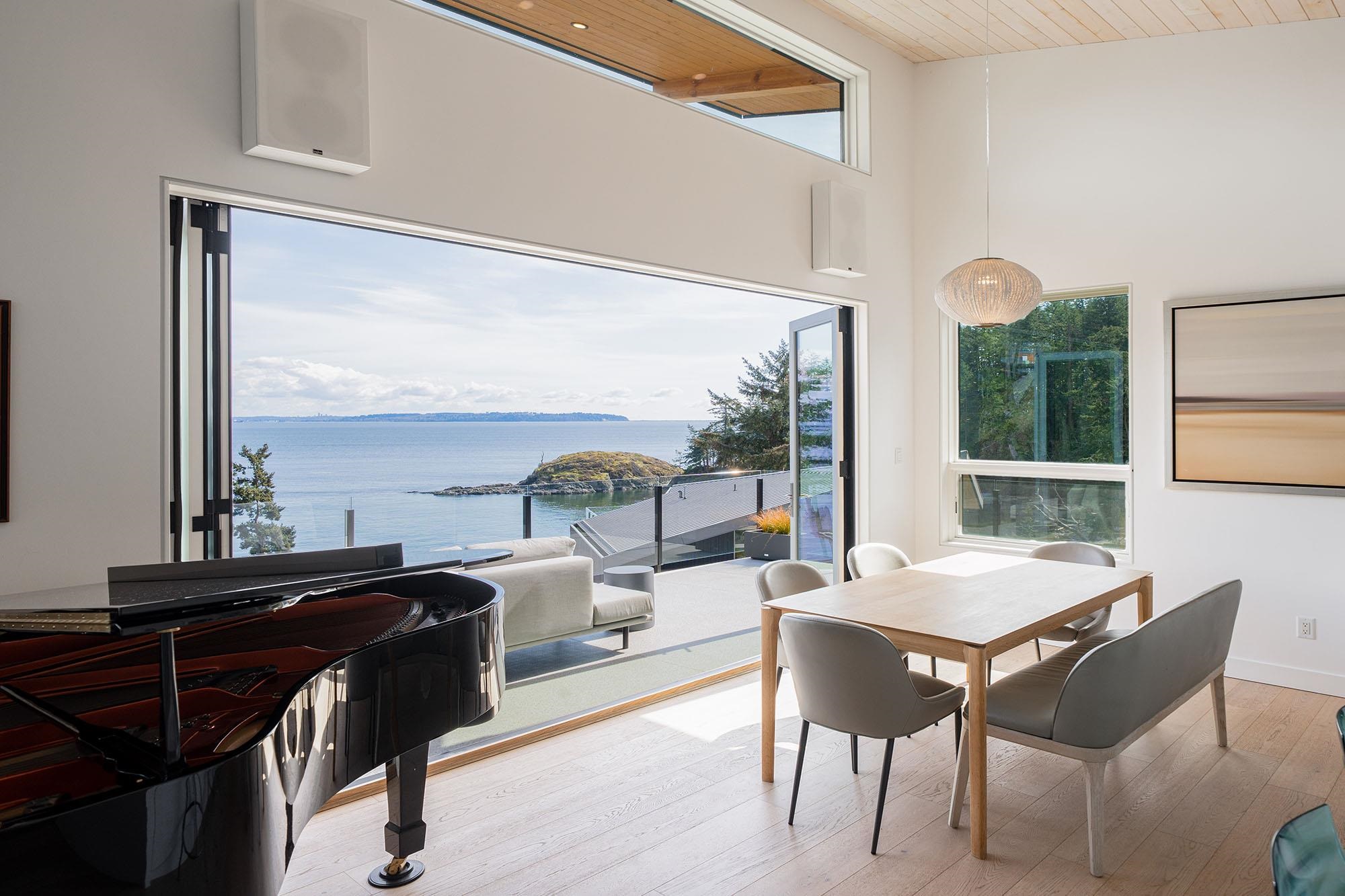 242 SHORE LANE