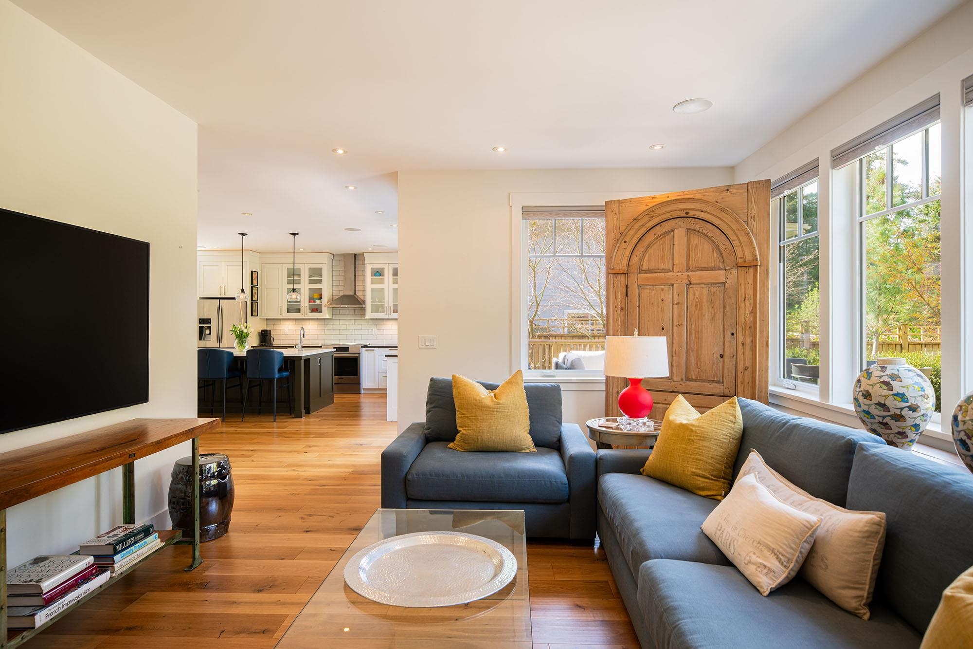 1141 LENORA ROAD