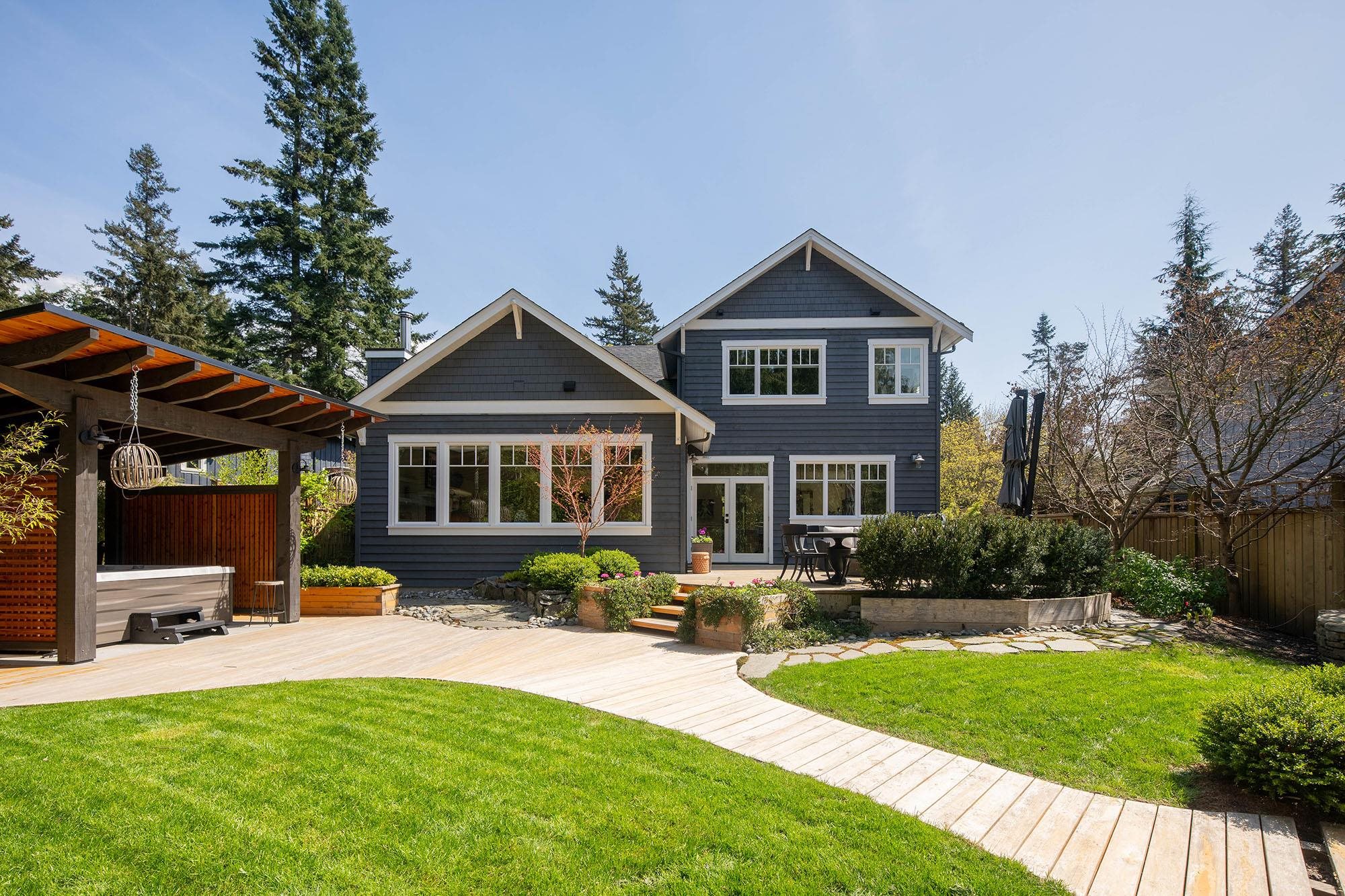 1141 LENORA ROAD