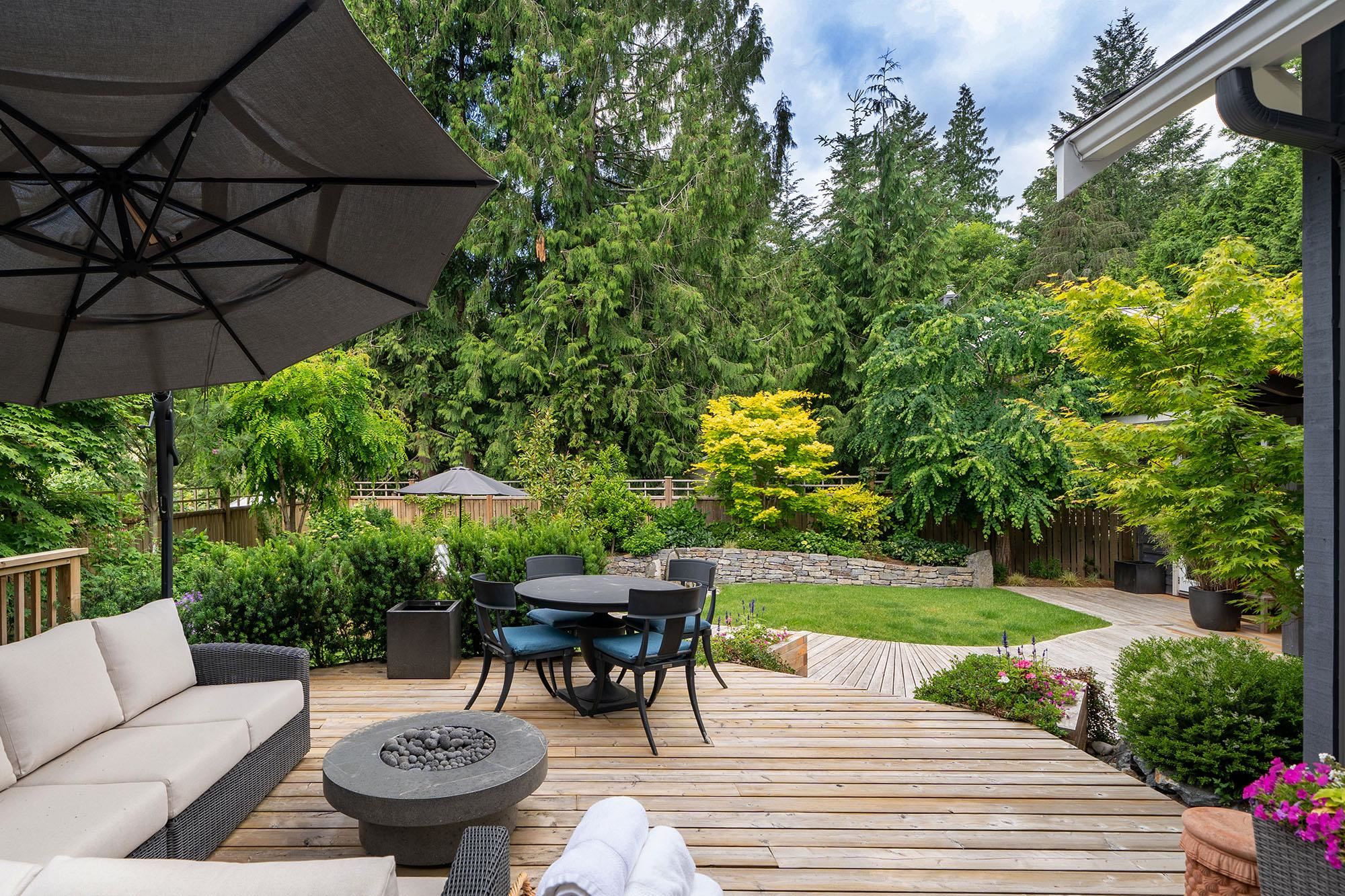 1141 LENORA ROAD