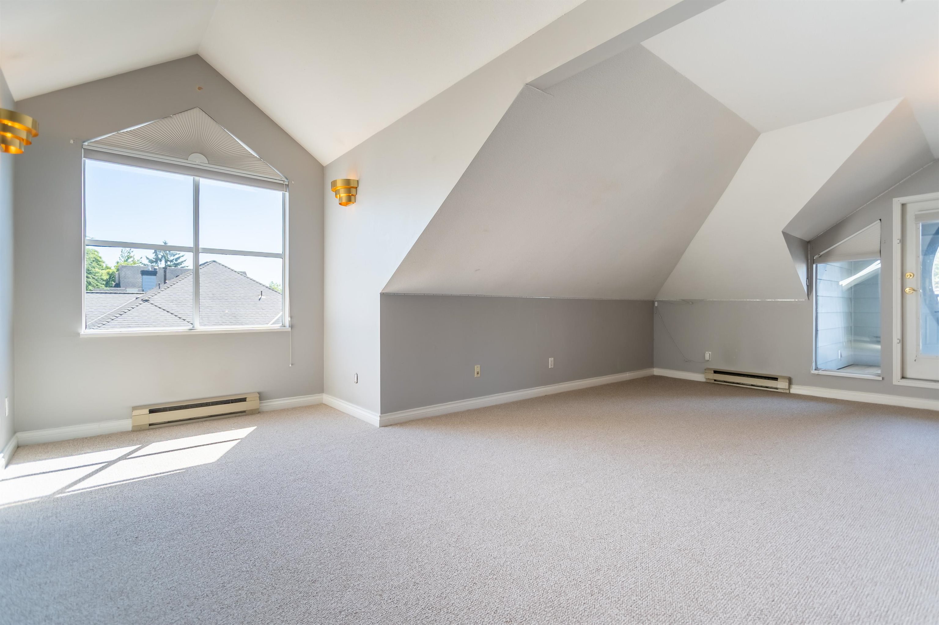 34 7695 ST. ALBANS ROAD