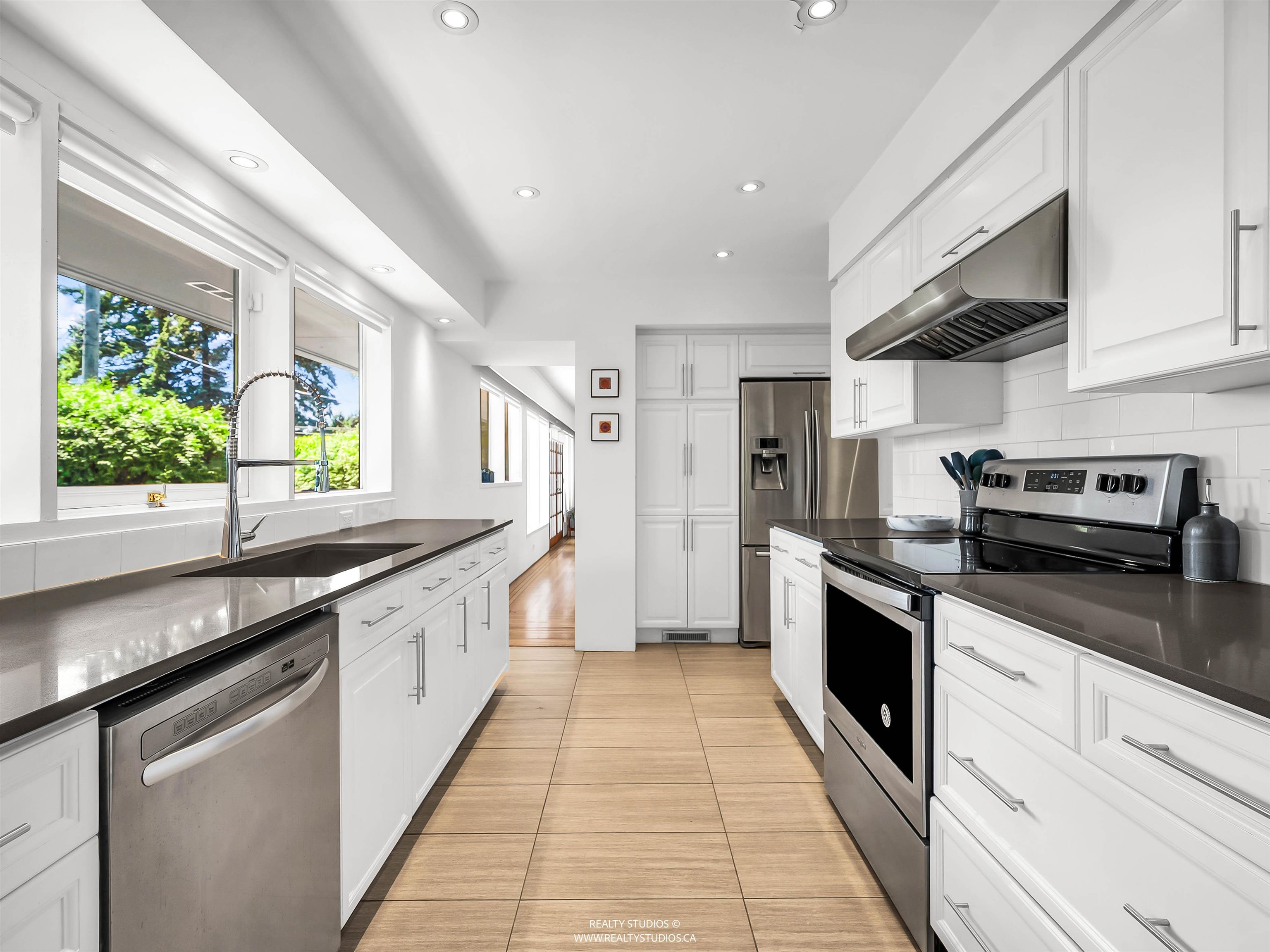 947 EVERGREEN PLACE
