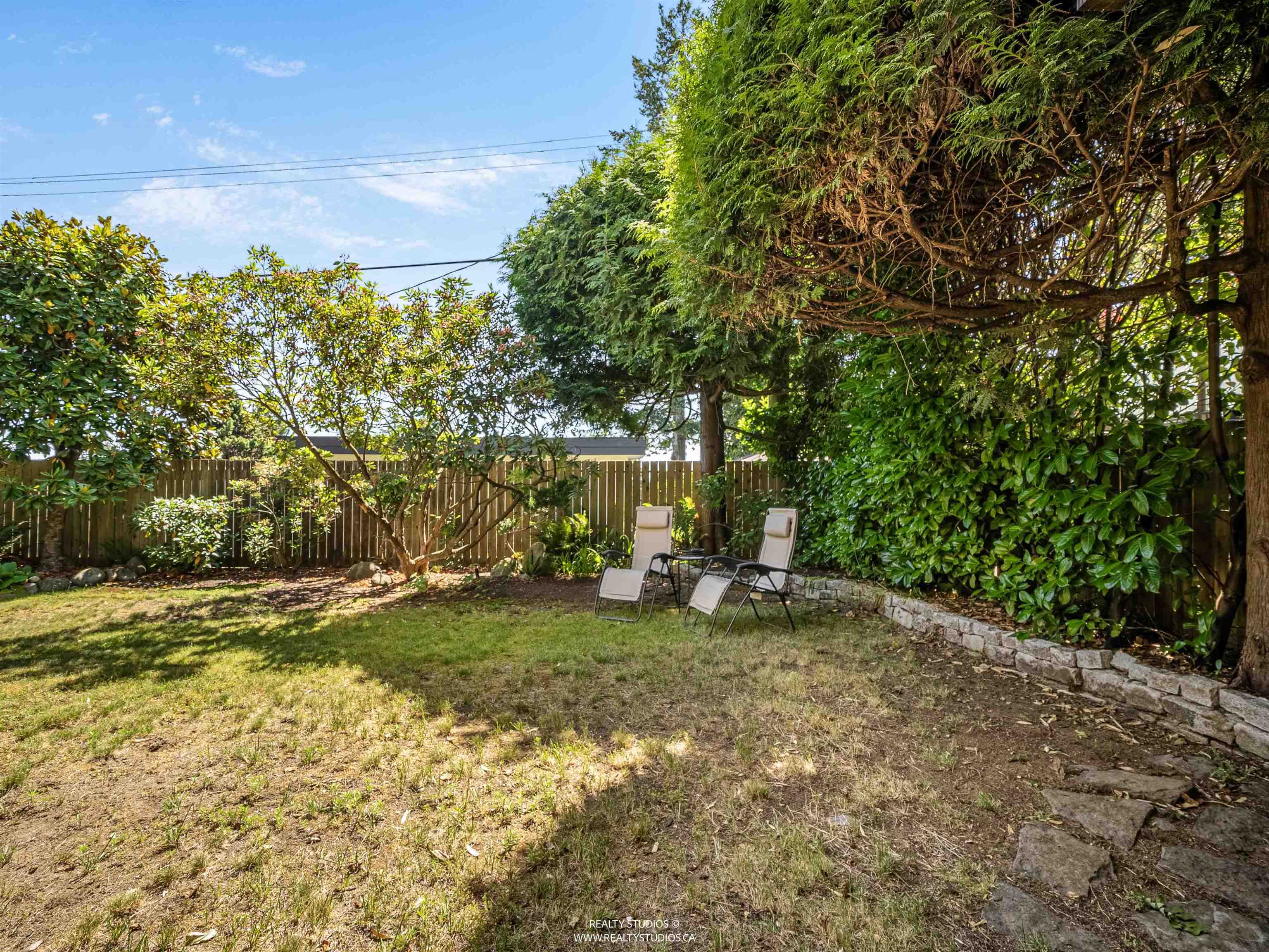 947 EVERGREEN PLACE