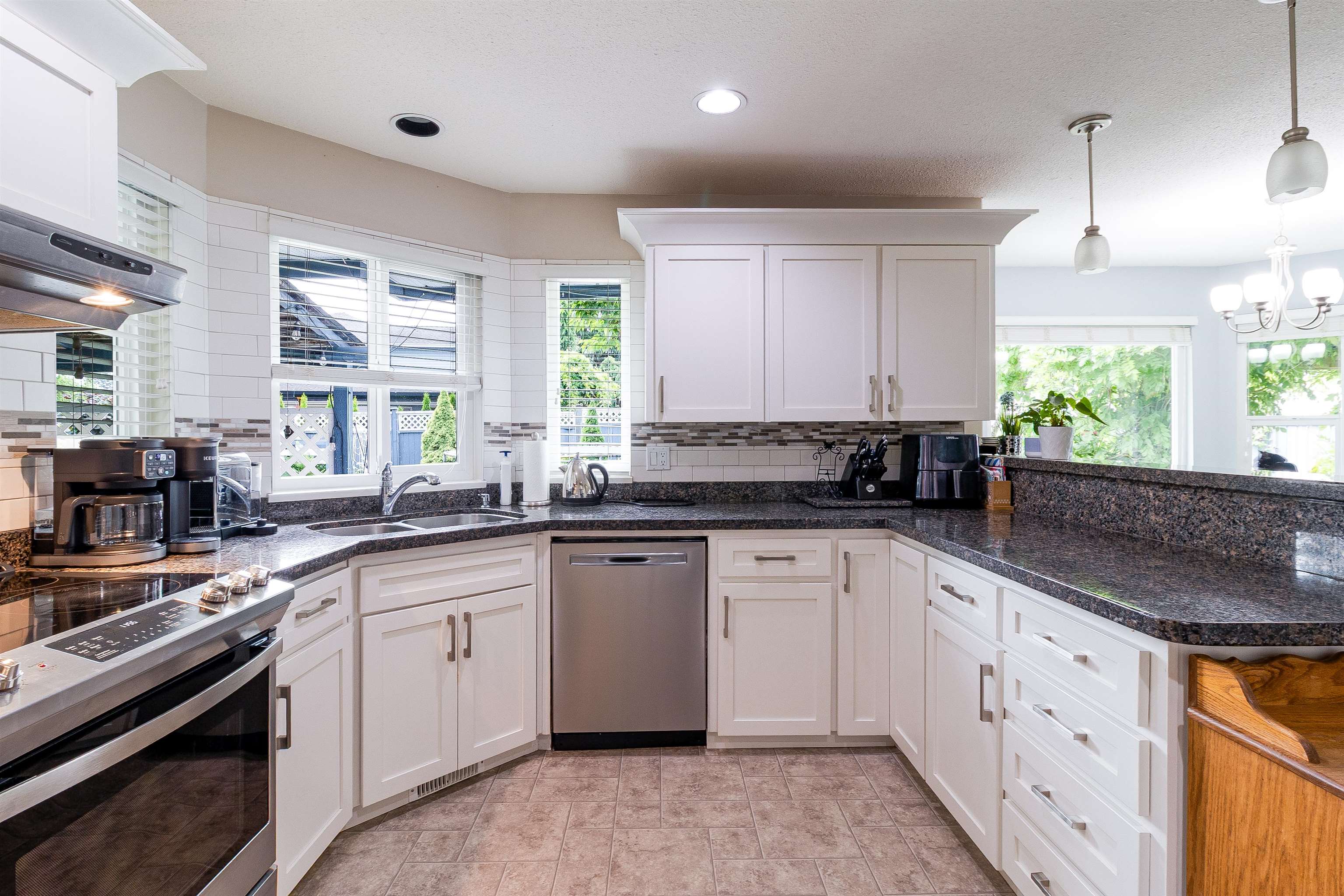 19660 CEDAR LANE