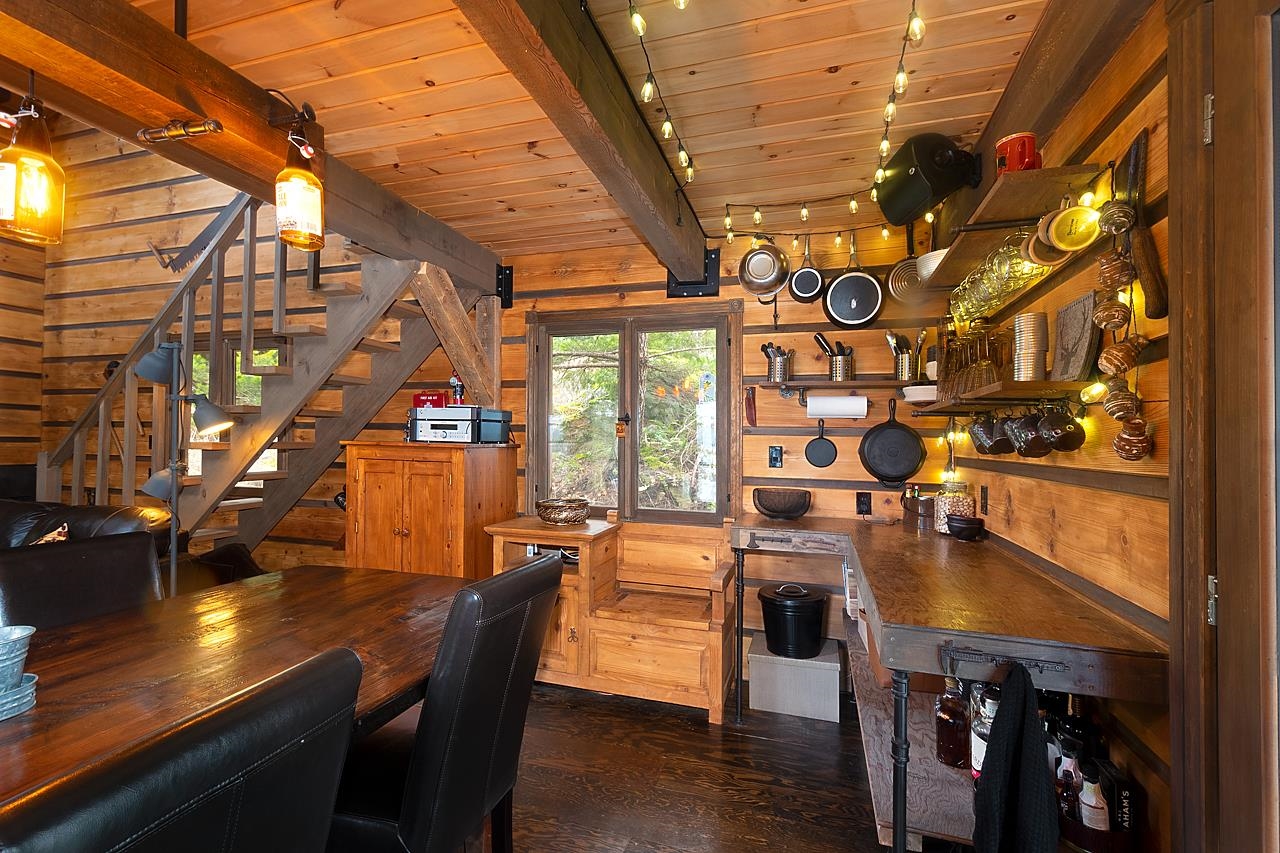 970 MOUNT ARTABAN ROAD