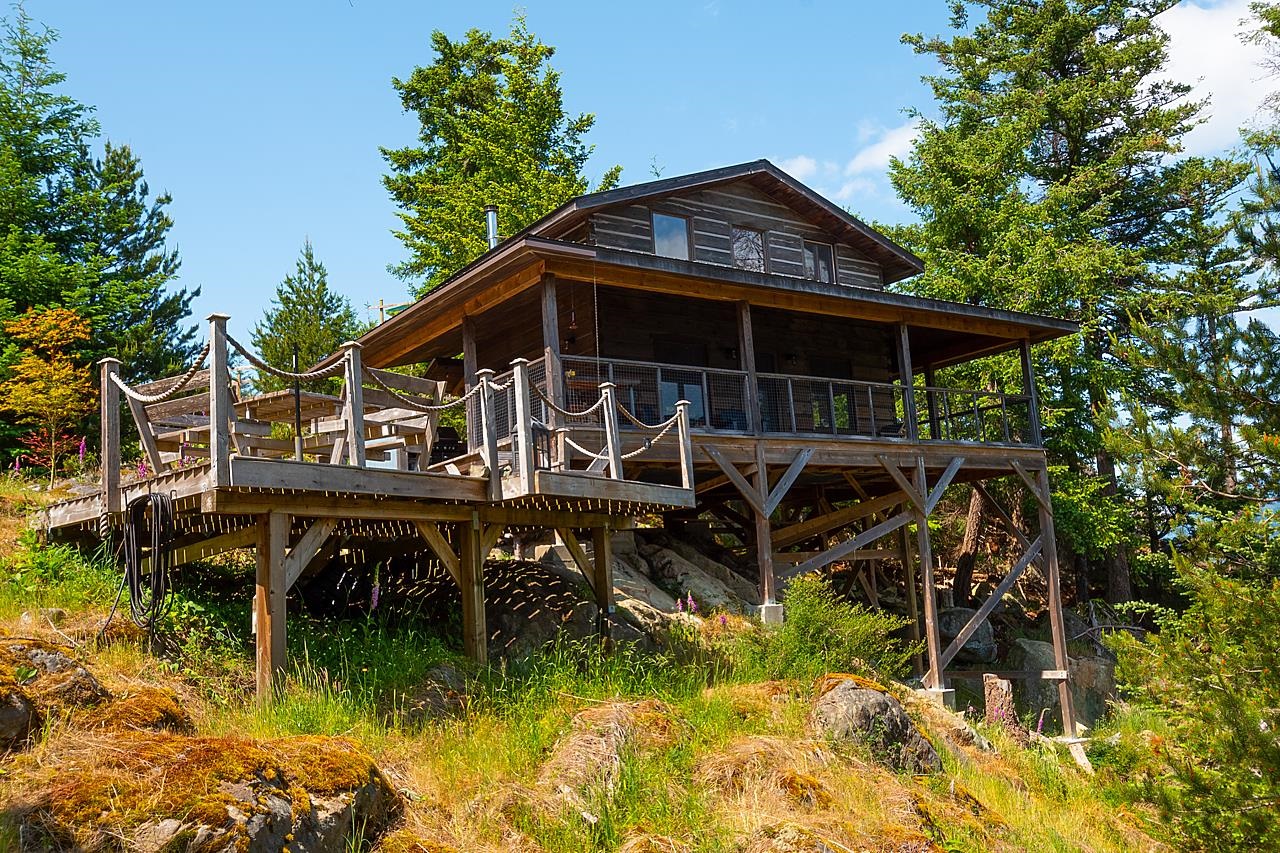 970 MOUNT ARTABAN ROAD