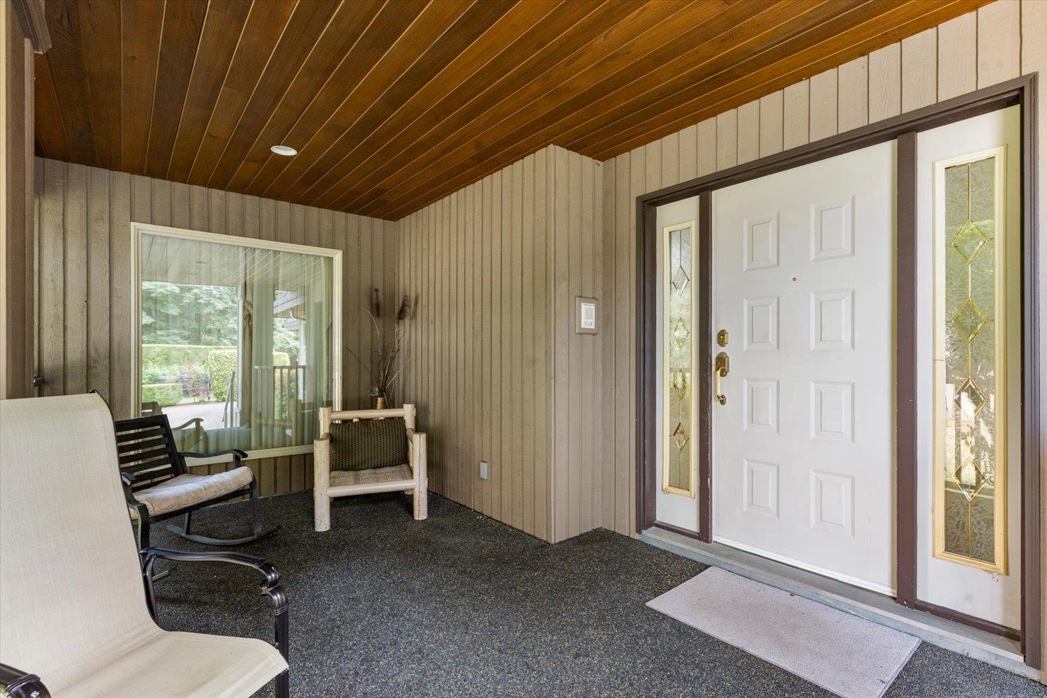 21313 LAKEVIEW CRESCENT