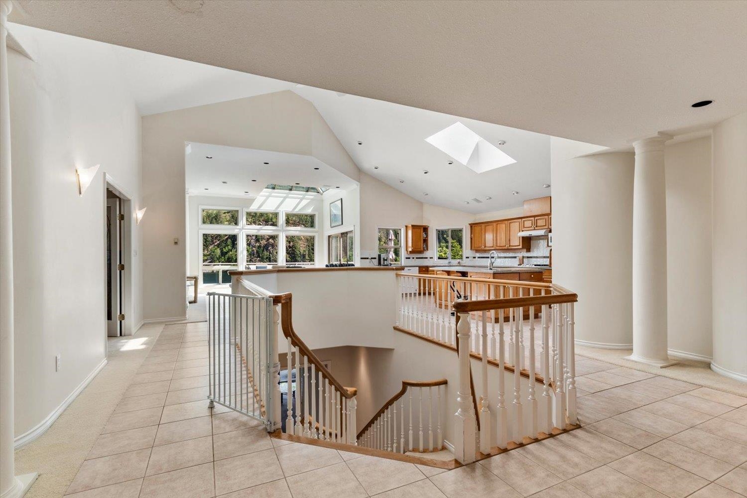 21313 LAKEVIEW CRESCENT