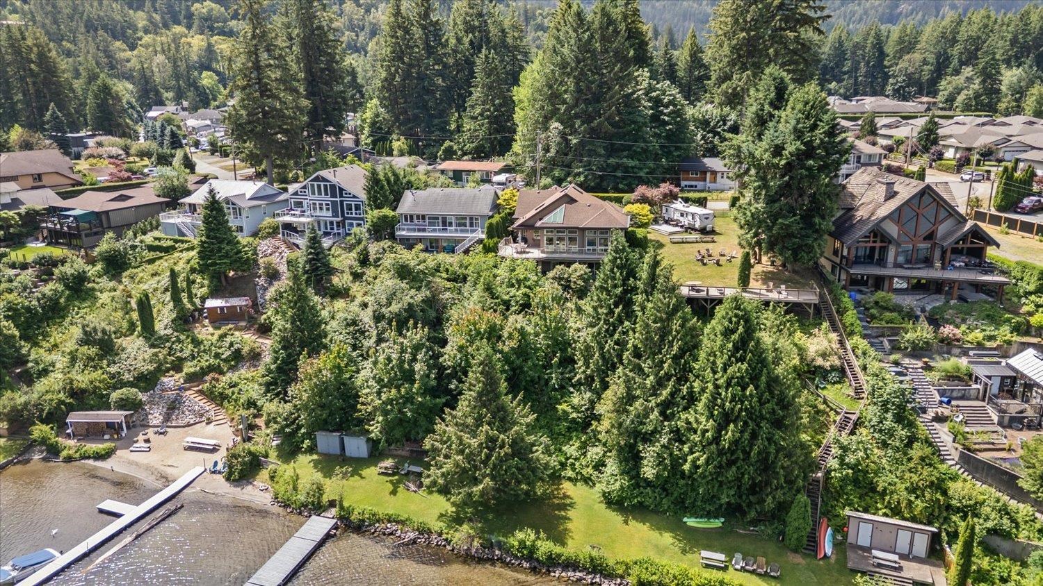 21313 LAKEVIEW CRESCENT