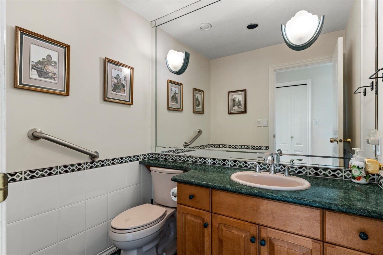 21313 LAKEVIEW CRESCENT