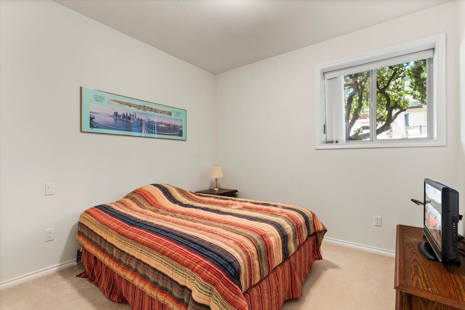 21313 LAKEVIEW CRESCENT