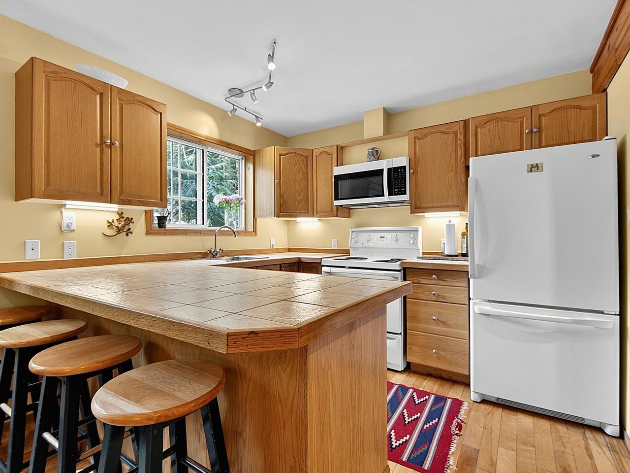 1099 MILLER ROAD