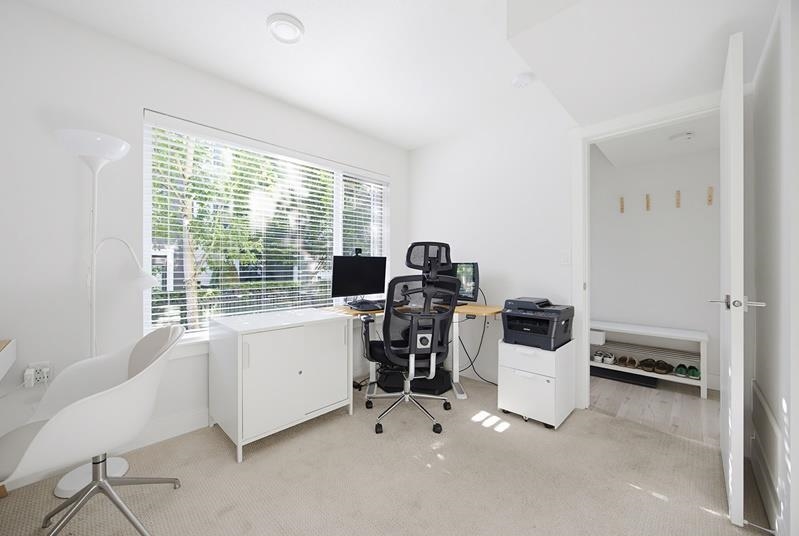 190 2277 OAK MEADOWS DRIVE