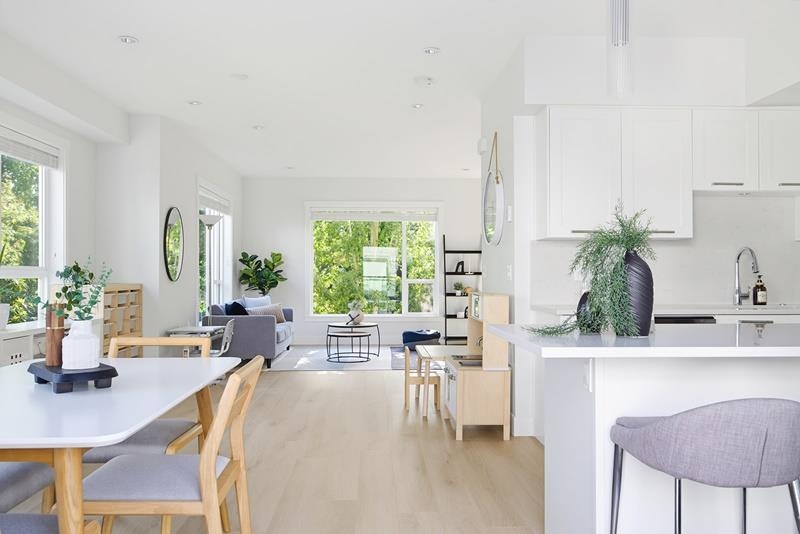 190 2277 OAK MEADOWS DRIVE