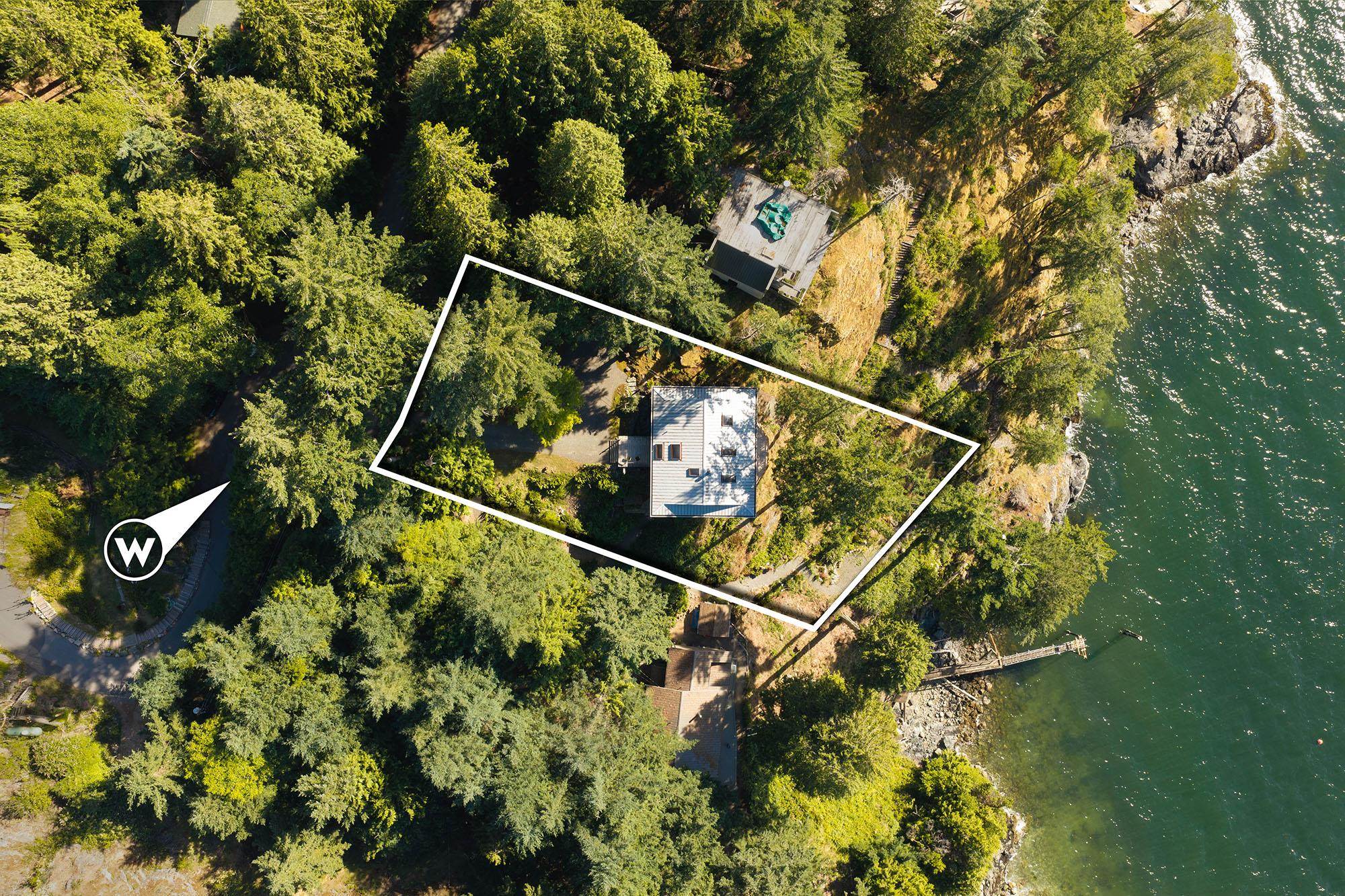 990 WINDJAMMER ROAD