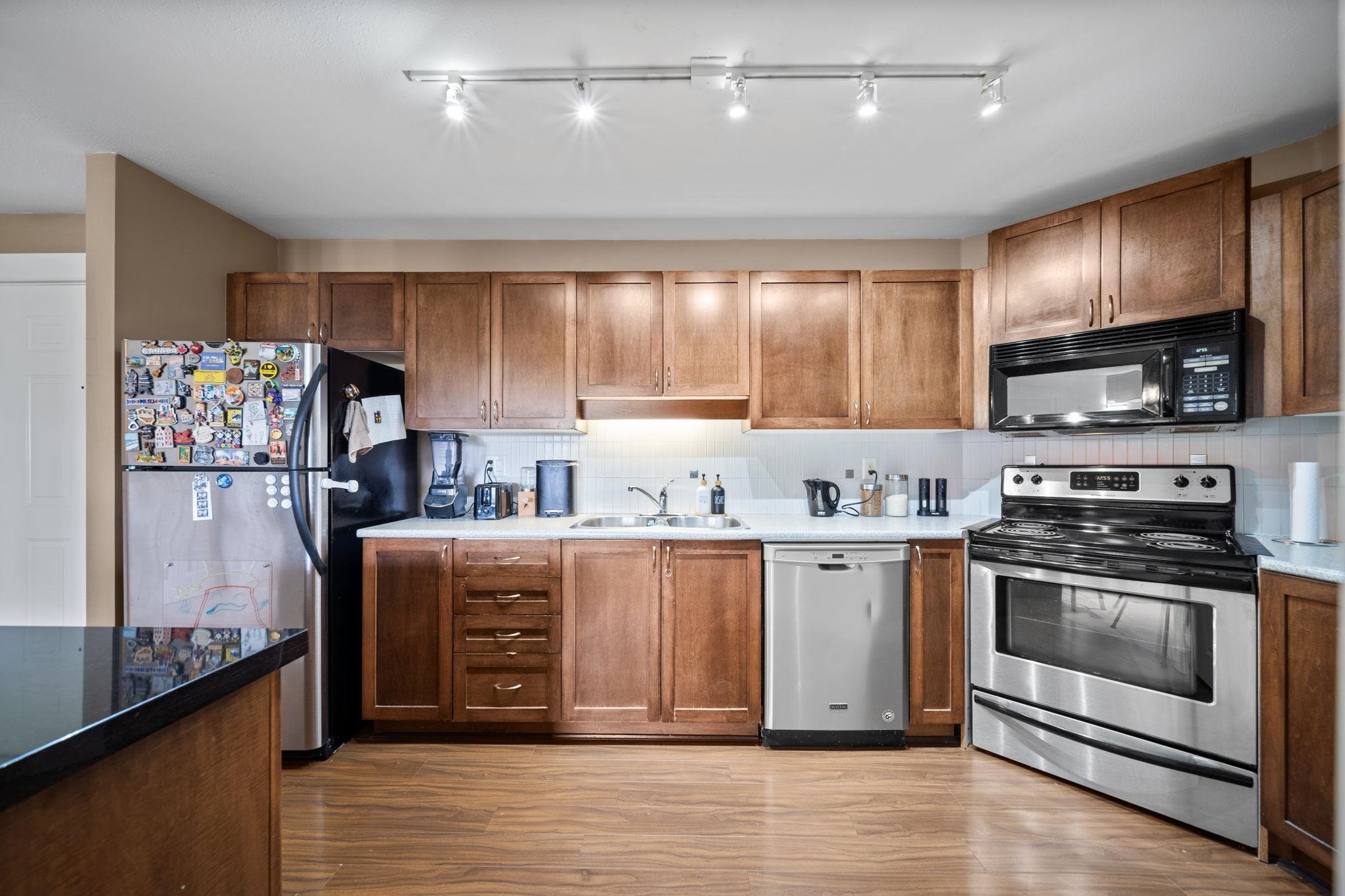 219 32725 GEORGE FERGUSON WAY