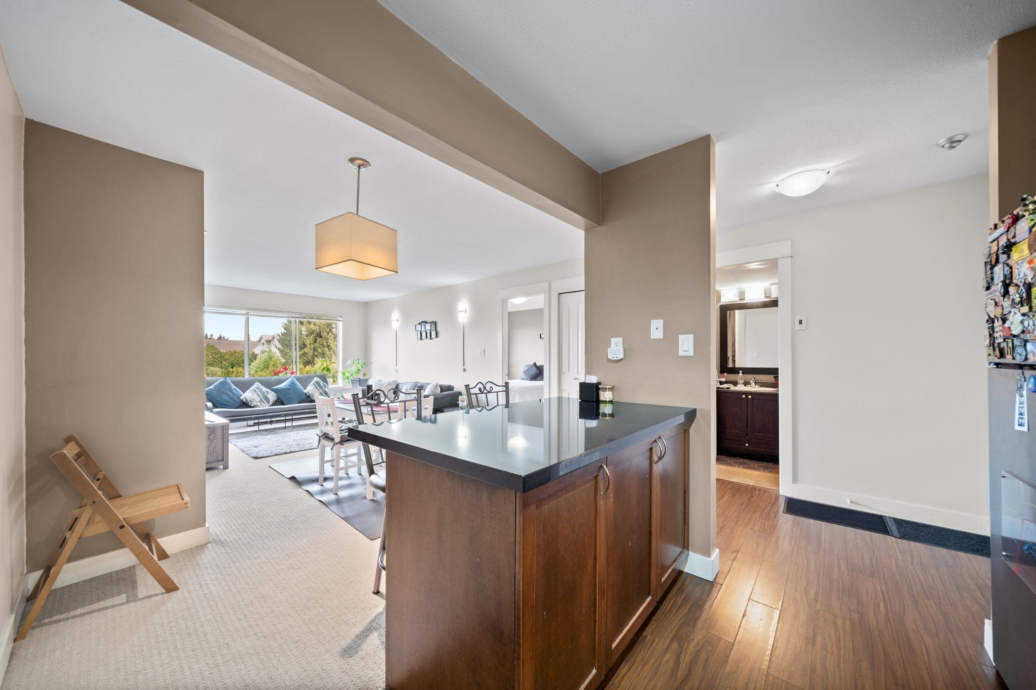 219 32725 GEORGE FERGUSON WAY