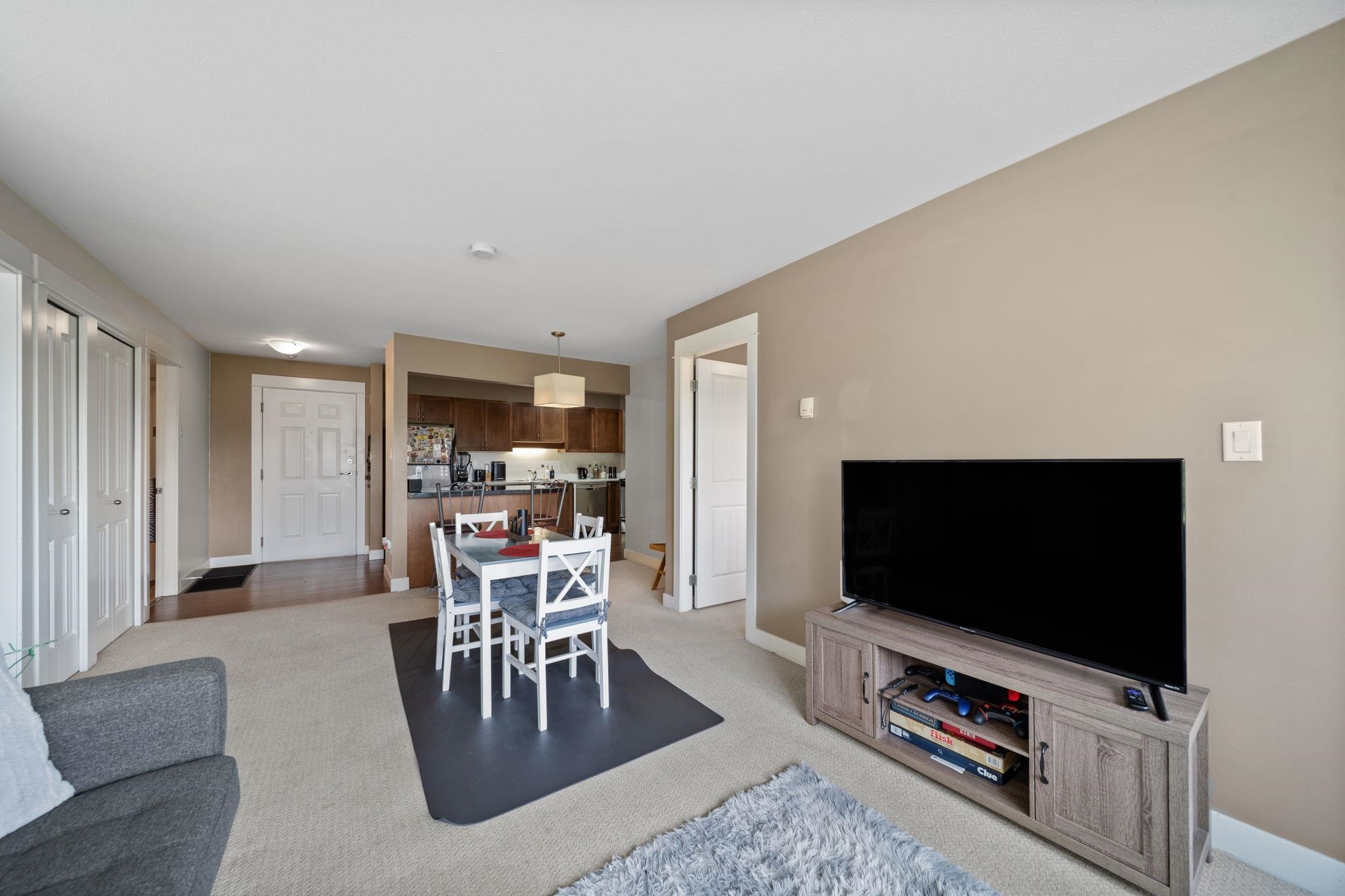 219 32725 GEORGE FERGUSON WAY