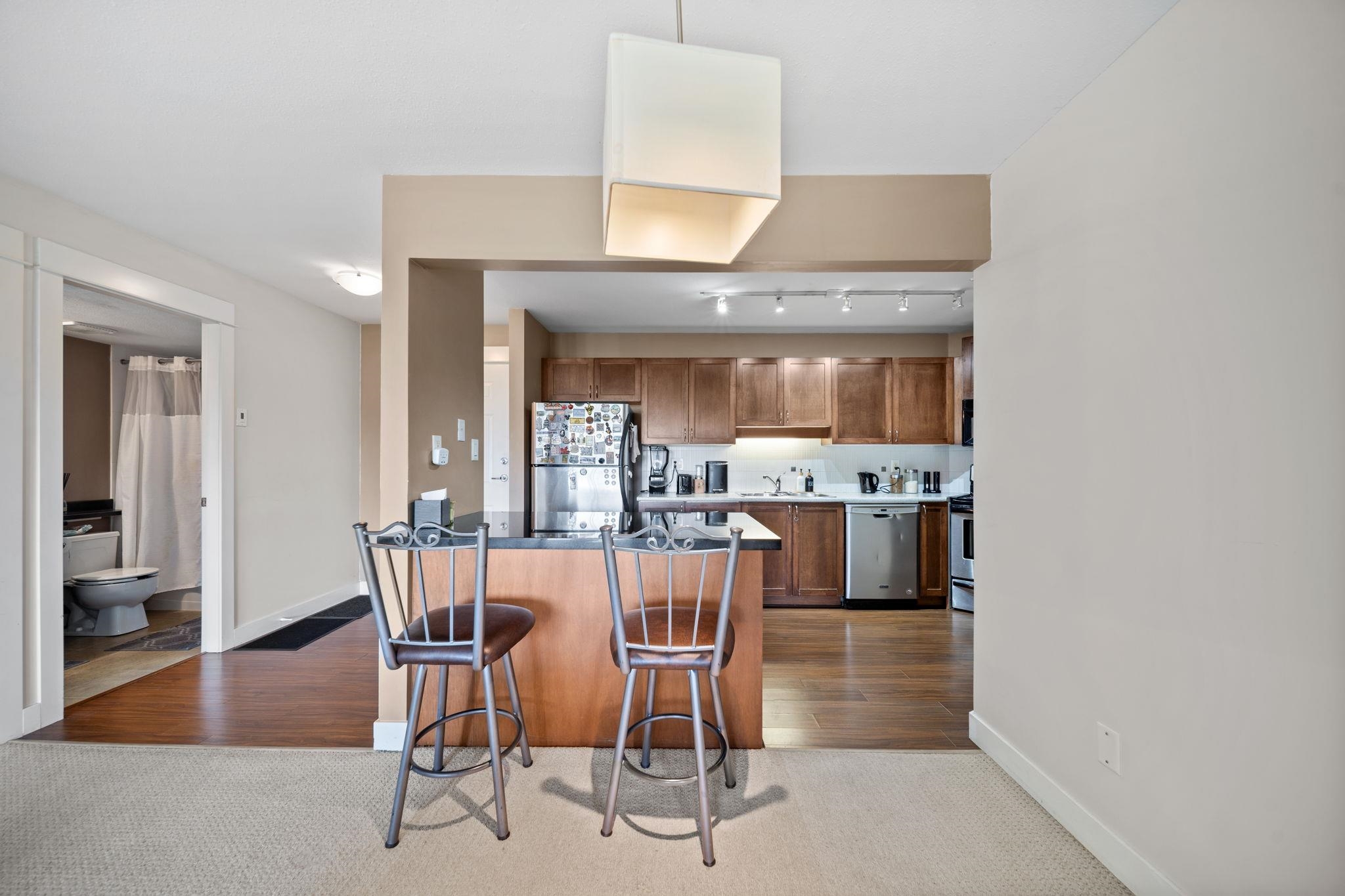 219 32725 GEORGE FERGUSON WAY