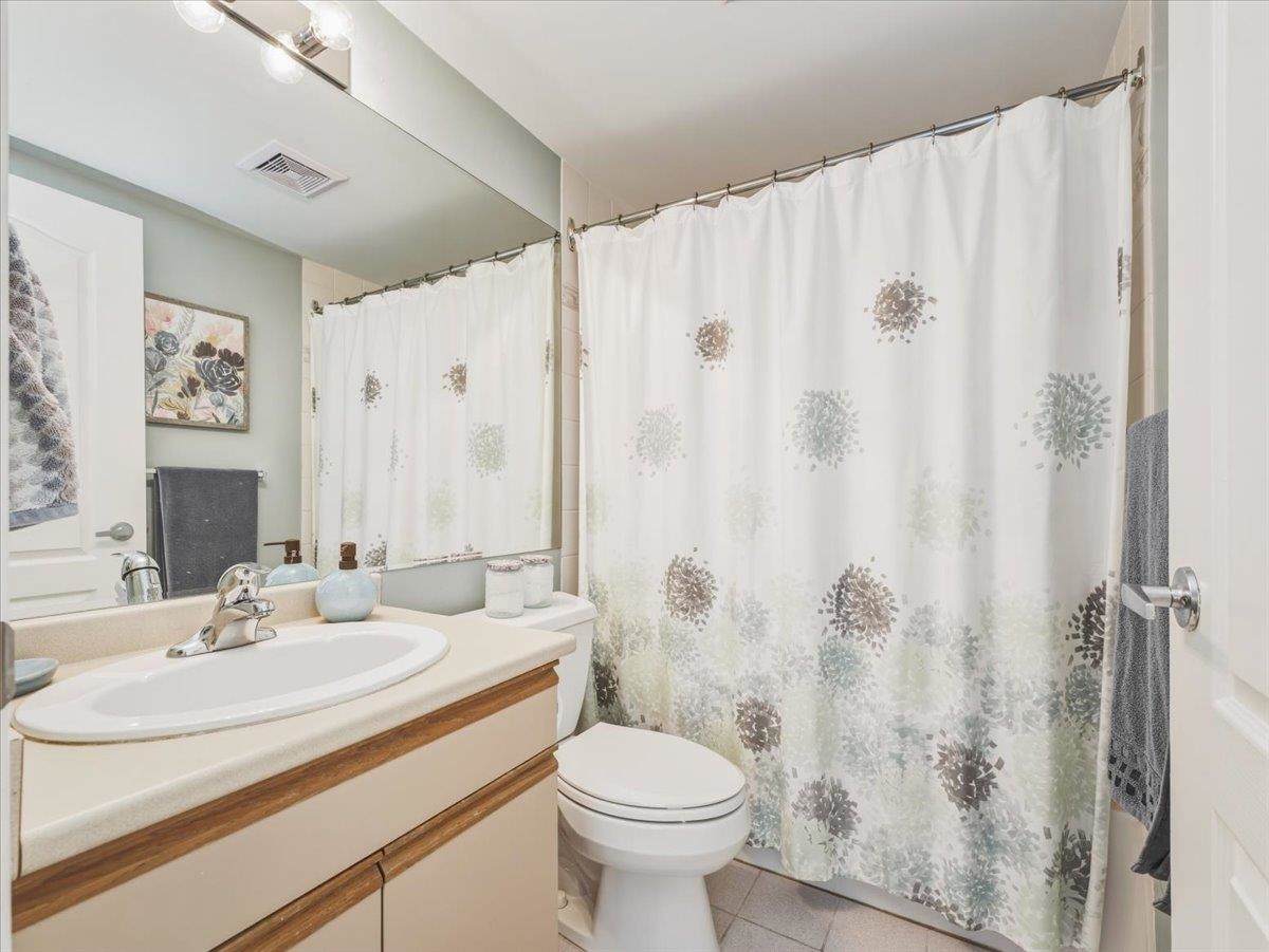 303 15165 MARINE DRIVE
