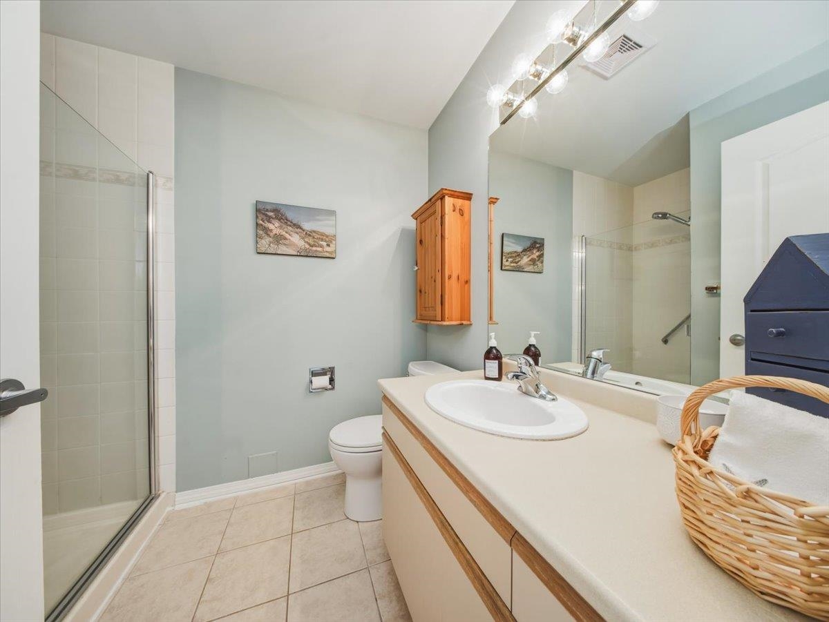 303 15165 MARINE DRIVE
