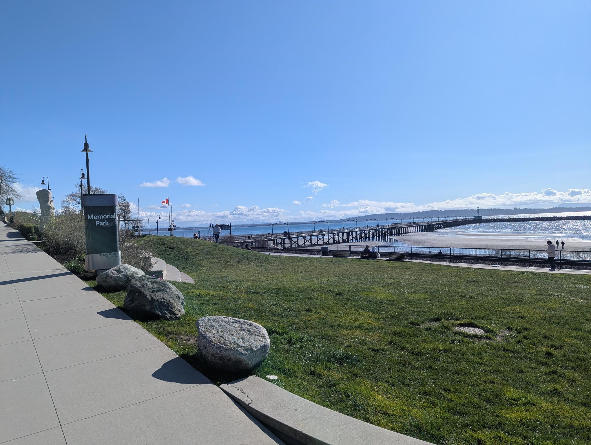 303 15165 MARINE DRIVE