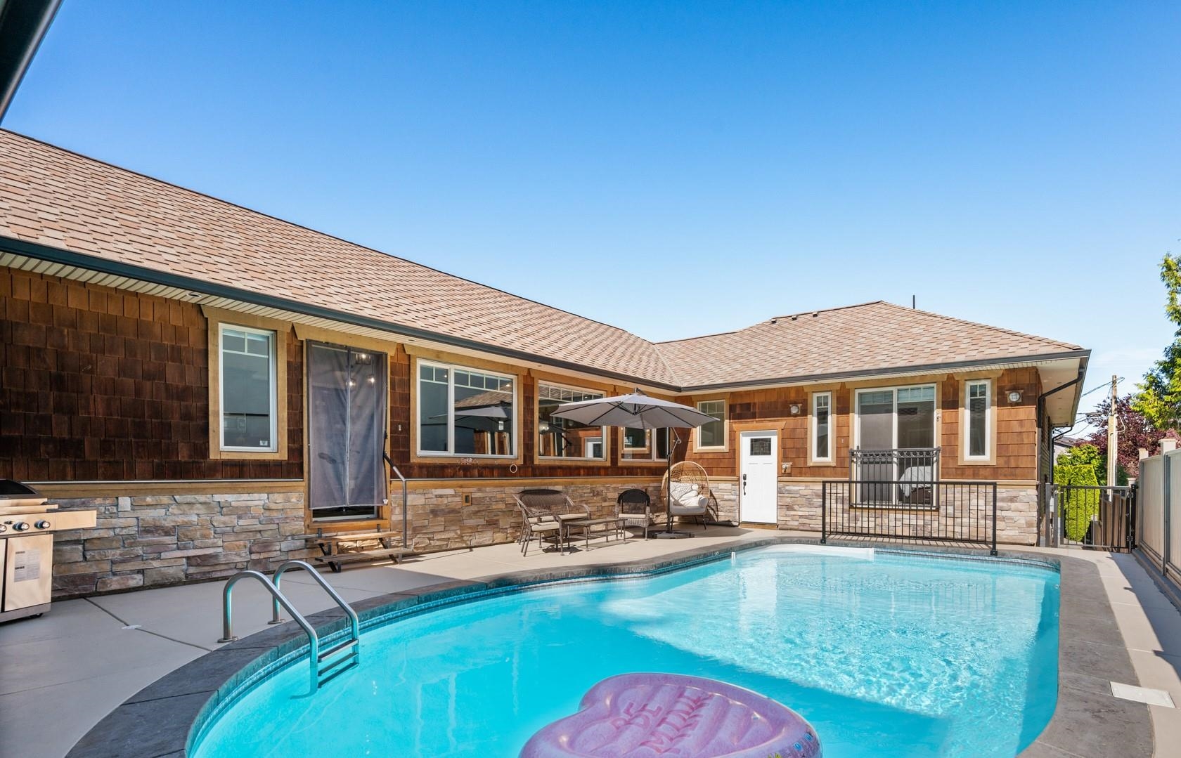 1247 STAYTE ROAD