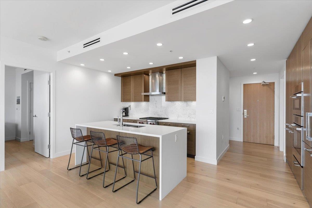 604 1439 GEORGE STREET