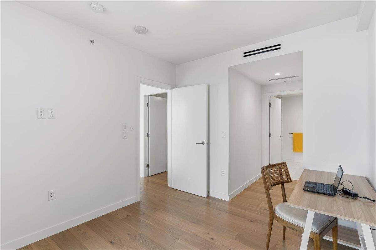 604 1439 GEORGE STREET
