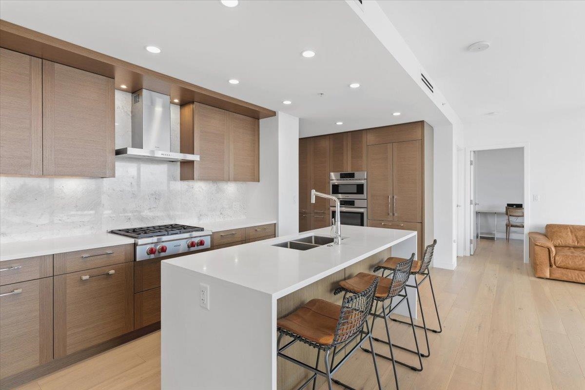 604 1439 GEORGE STREET