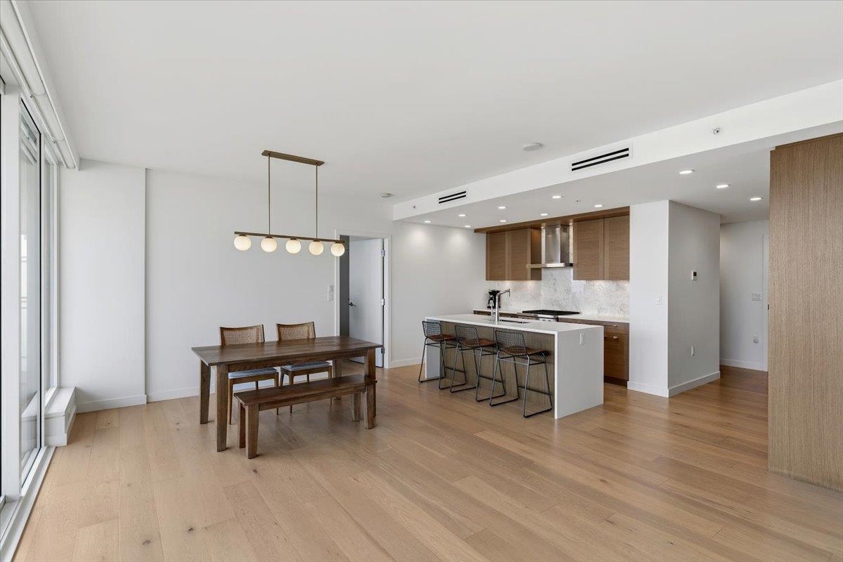 604 1439 GEORGE STREET