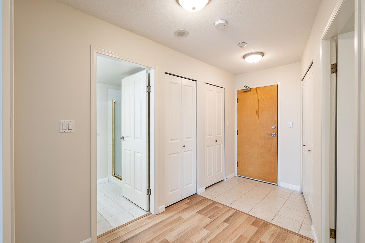 1803 7077 BERESFORD STREET