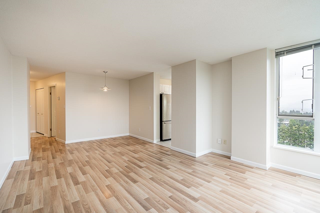 1803 7077 BERESFORD STREET