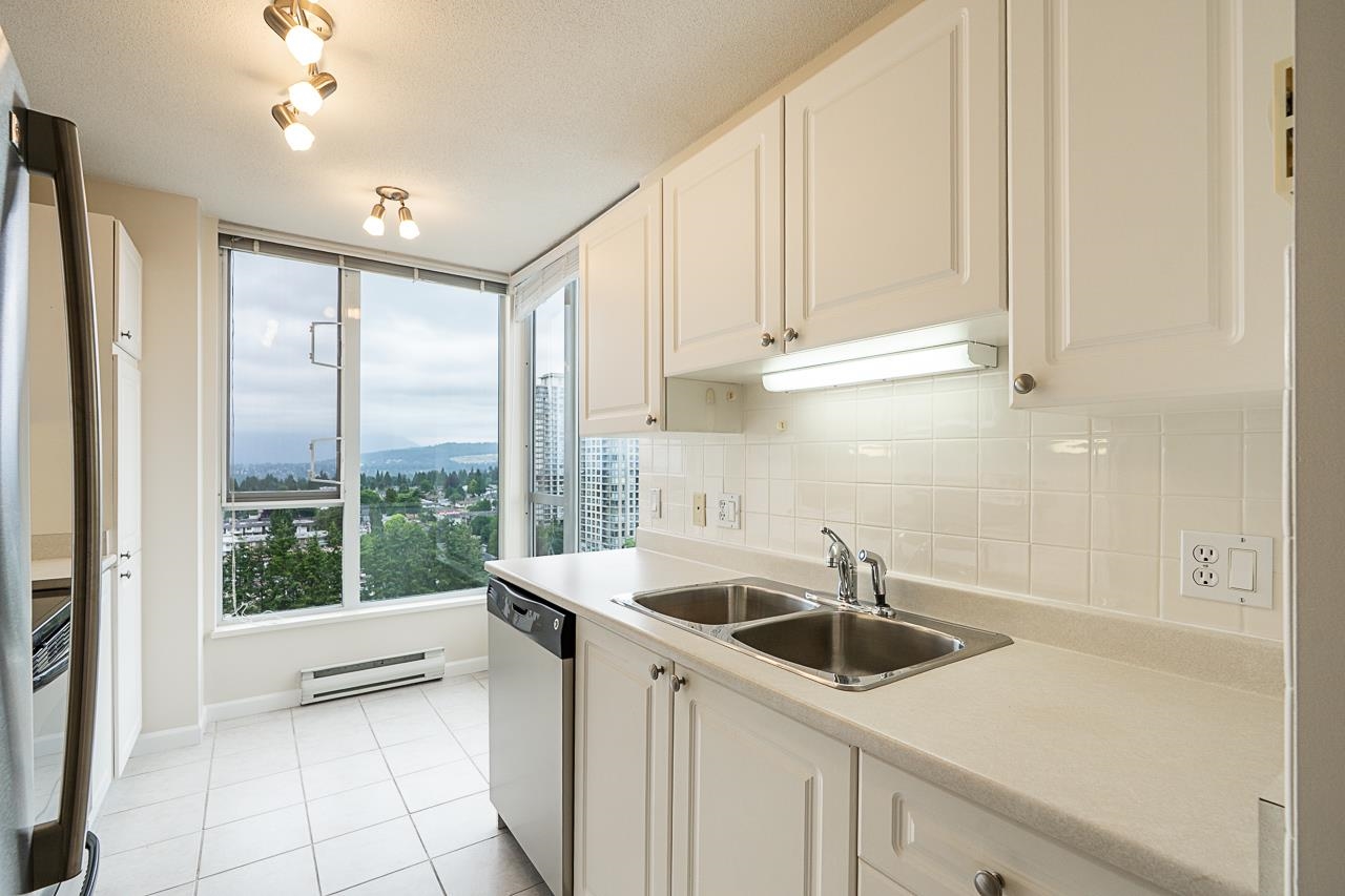 1803 7077 BERESFORD STREET