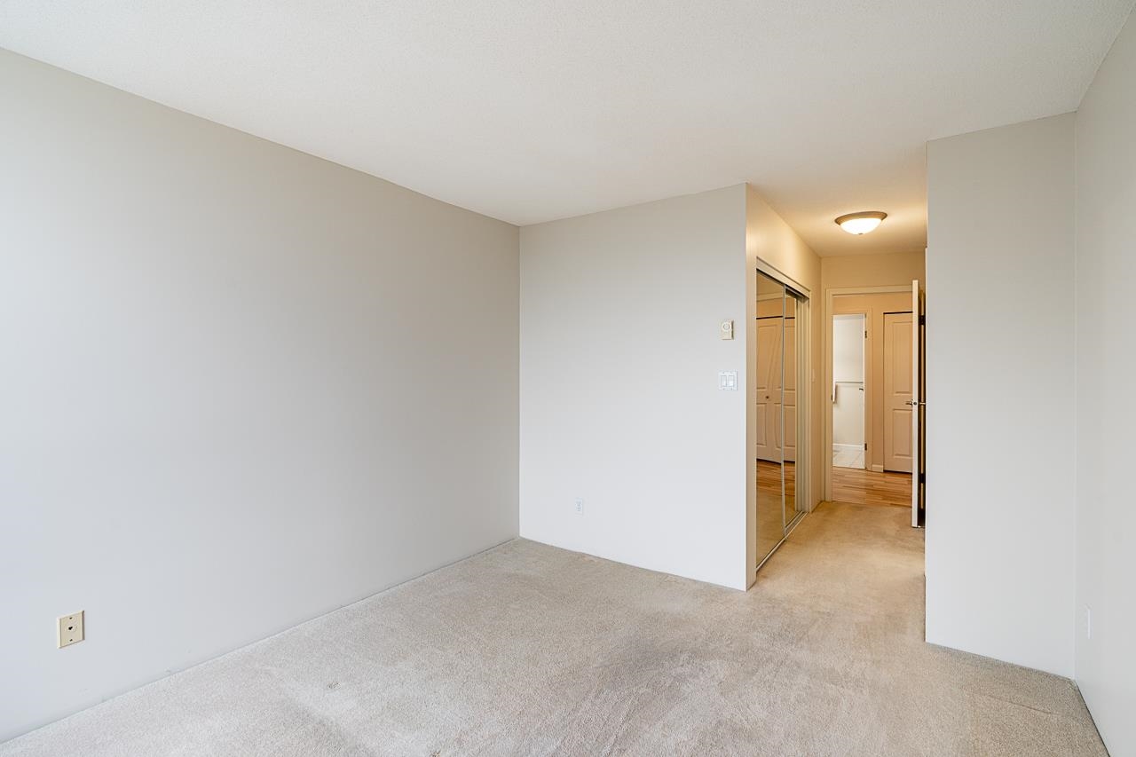 1803 7077 BERESFORD STREET