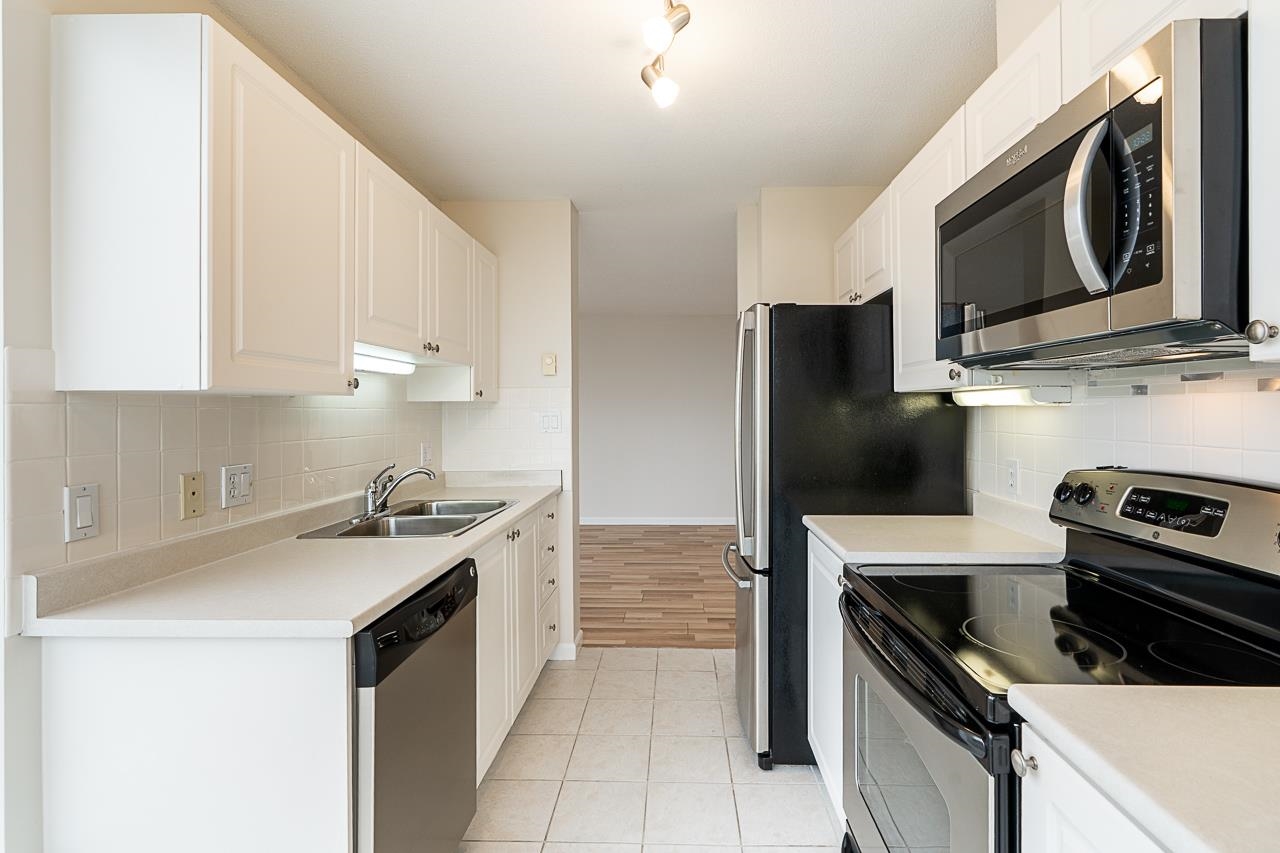 1803 7077 BERESFORD STREET