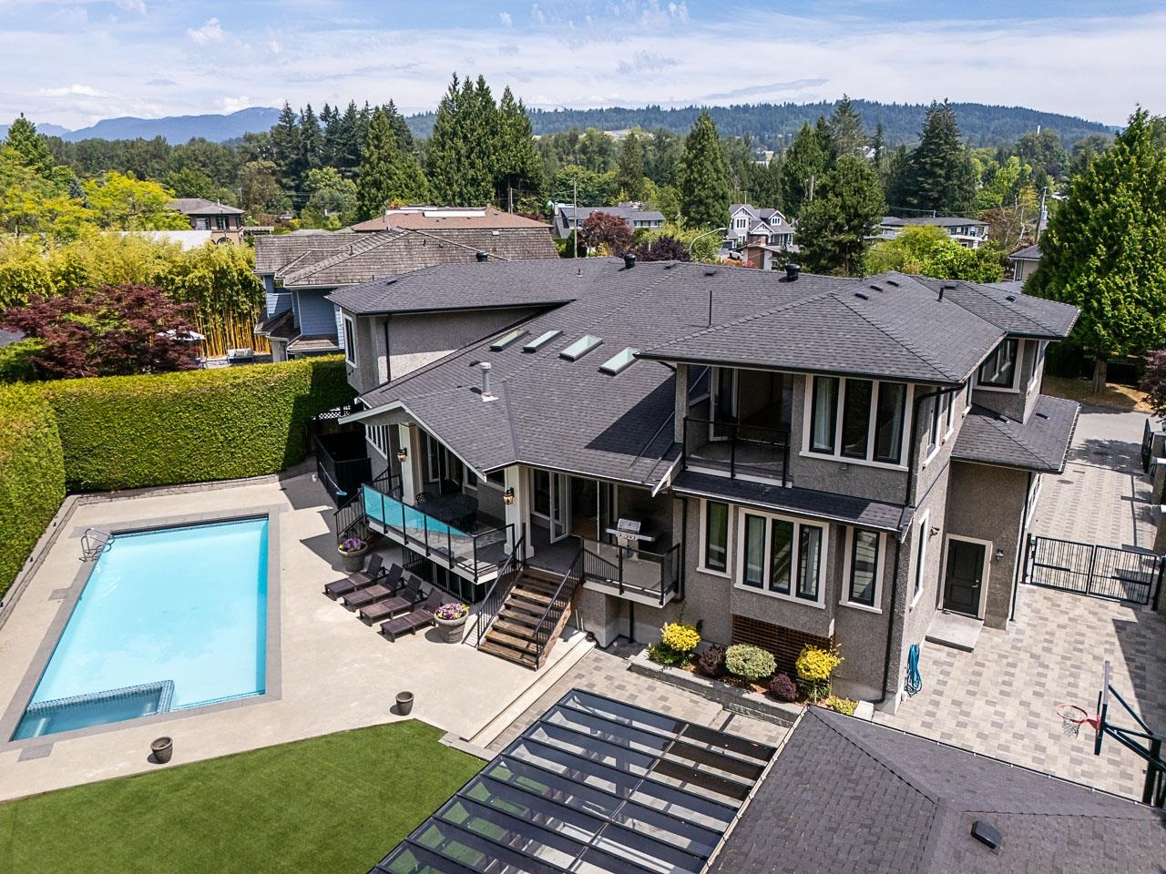 7652 KERRYWOOD CRESCENT