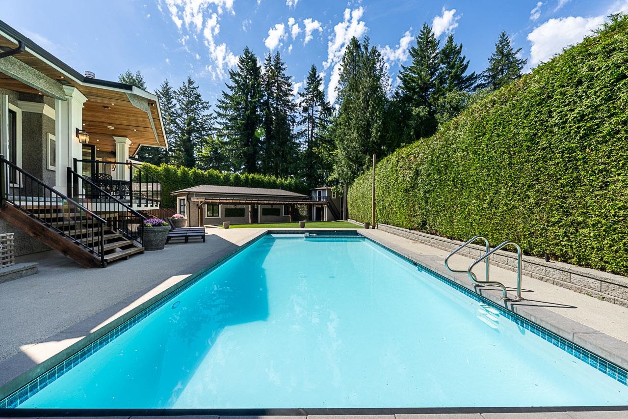 7652 KERRYWOOD CRESCENT